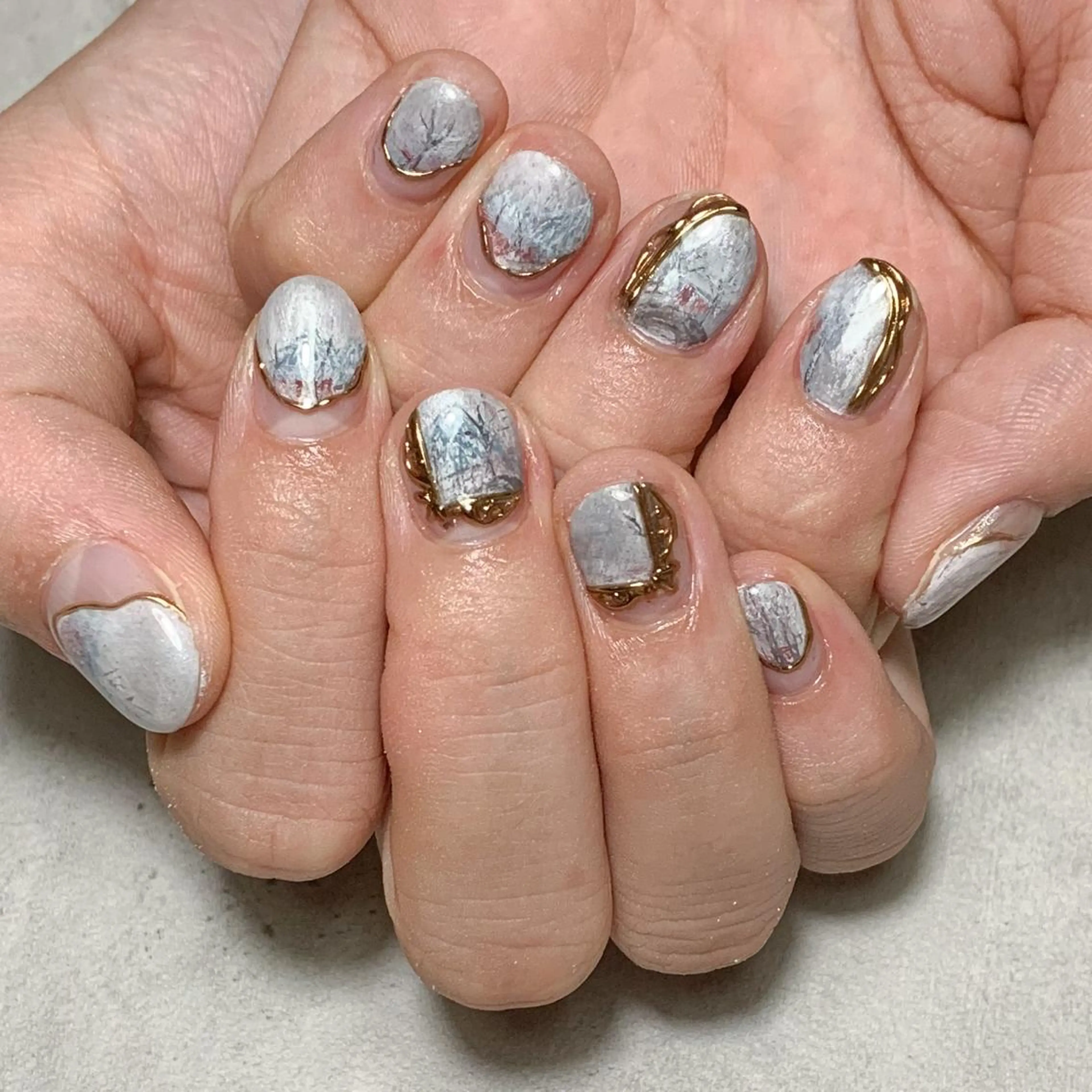 ネイル ハンドネイル FIORITURA aiのネイルデザイン