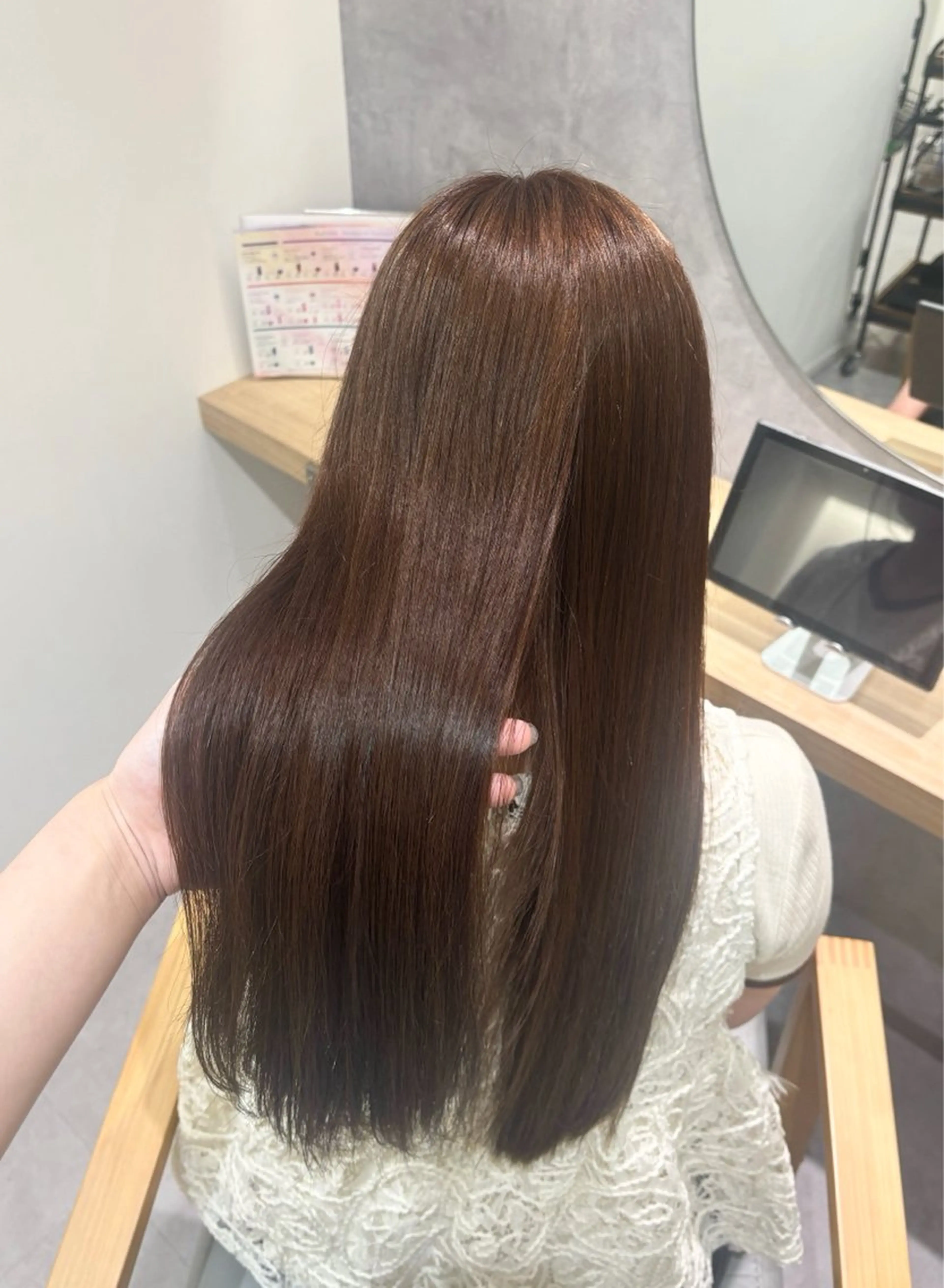 ロング ヘアカラー BLEACH YURINAのヘアスタイル
