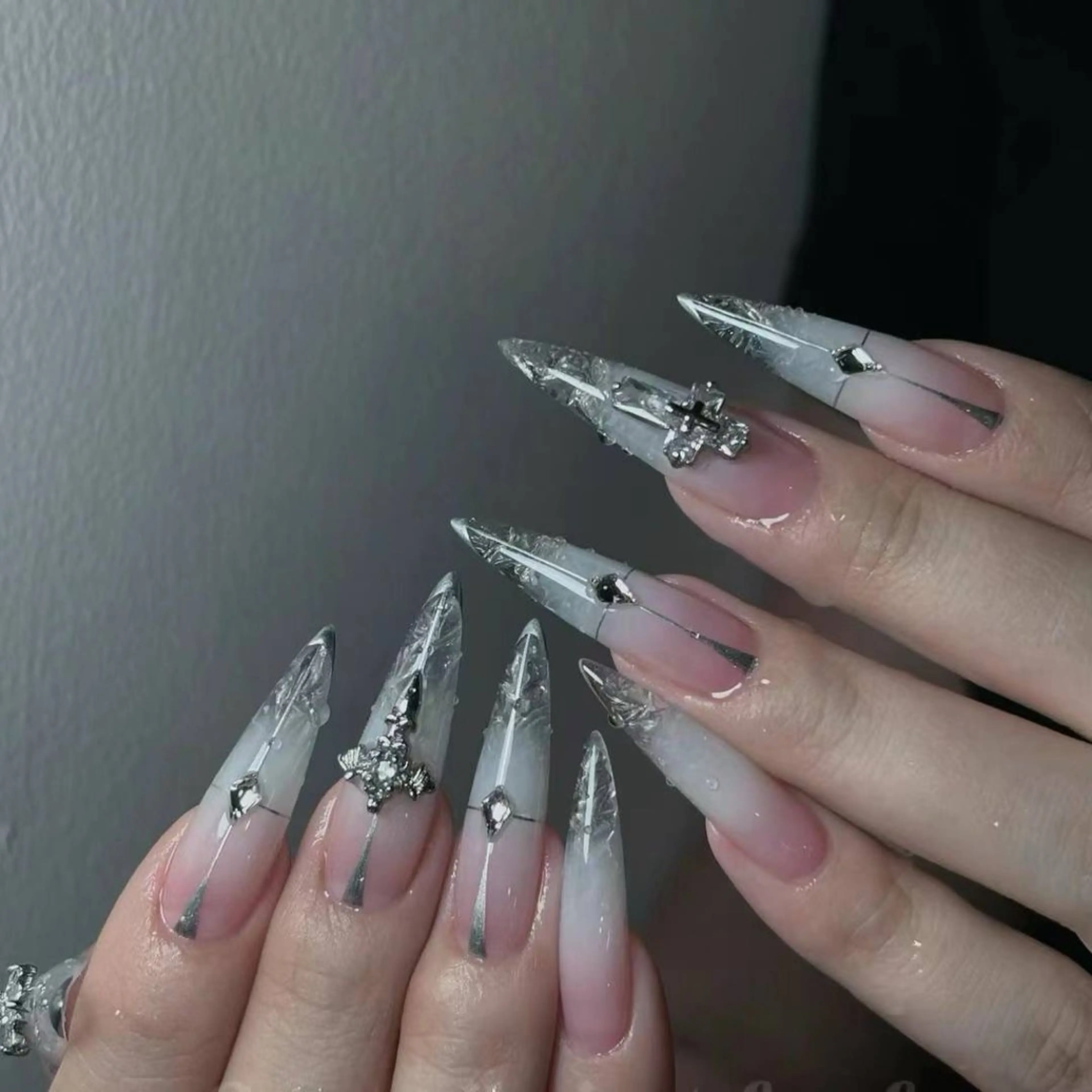 ネイル ハンドネイル ハンドケア 当日予約可能💜 アキラのその他イメージ