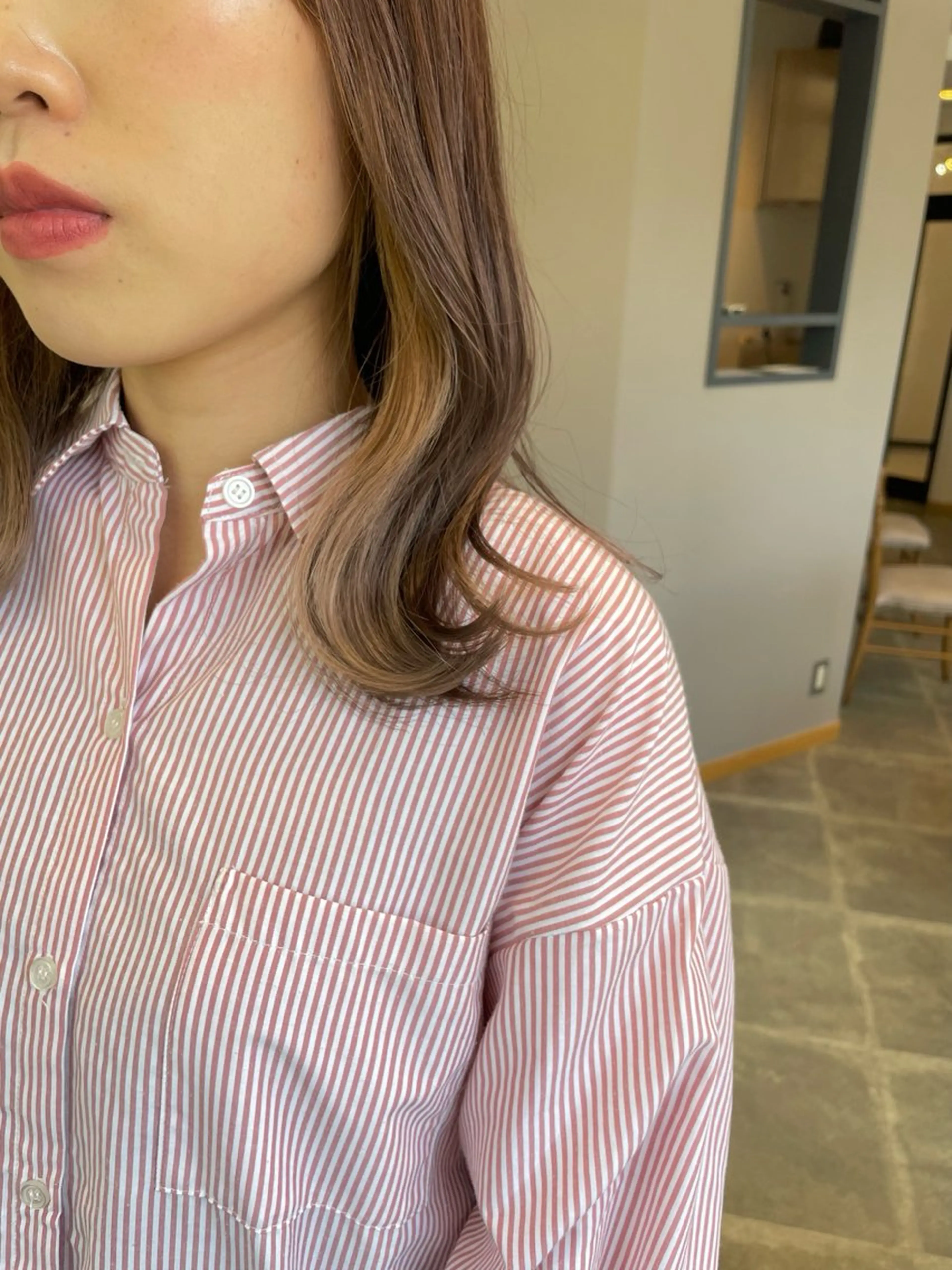 ミディアム カラー カット ヘアカラー トリートメント 西村 れいのヘアスタイル