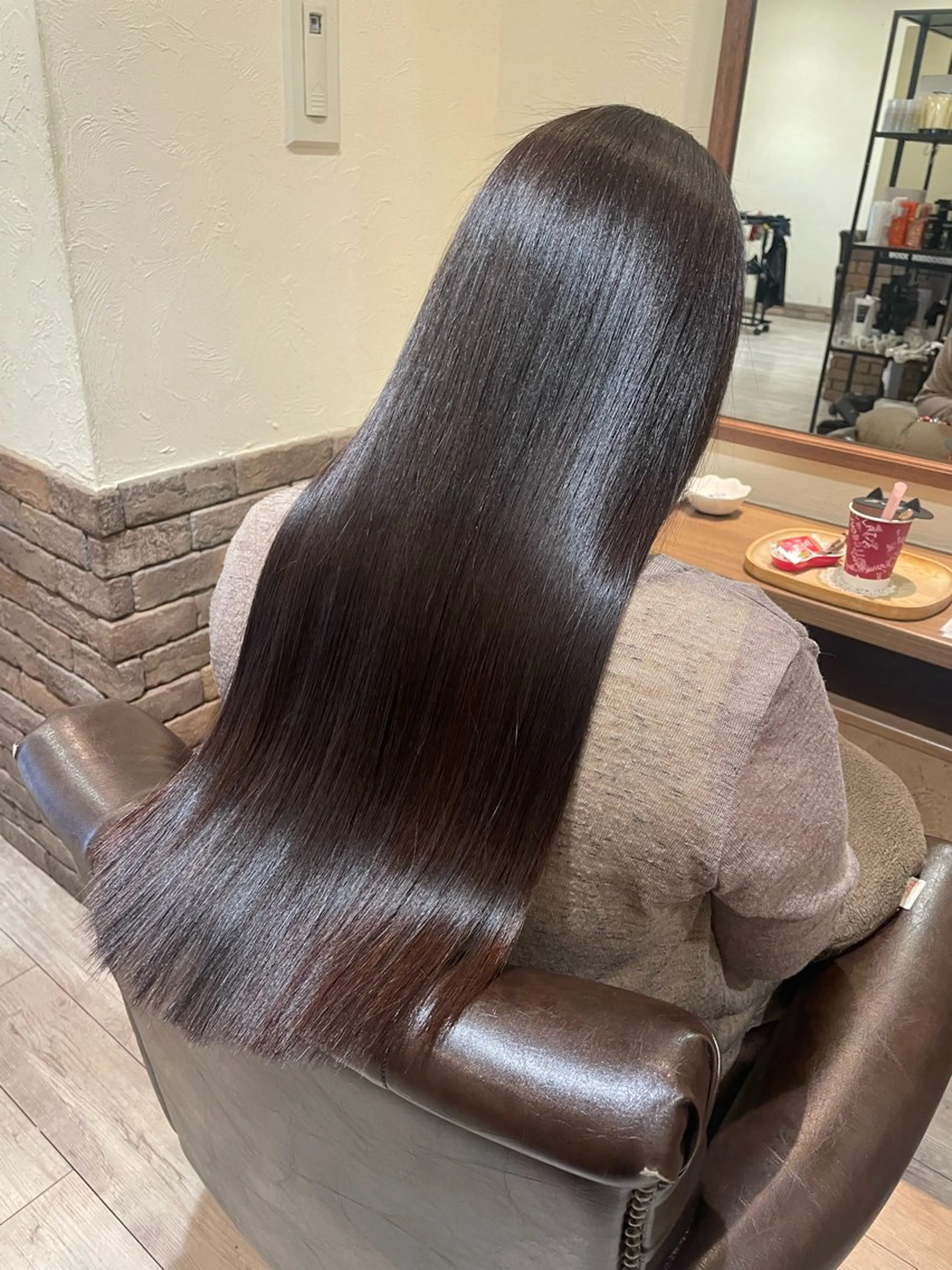 【💜ミニモ限定クーポン💜】カット+極みストレート ✨️コラーゲン泡パック付🌈ᵕ̈*の写真