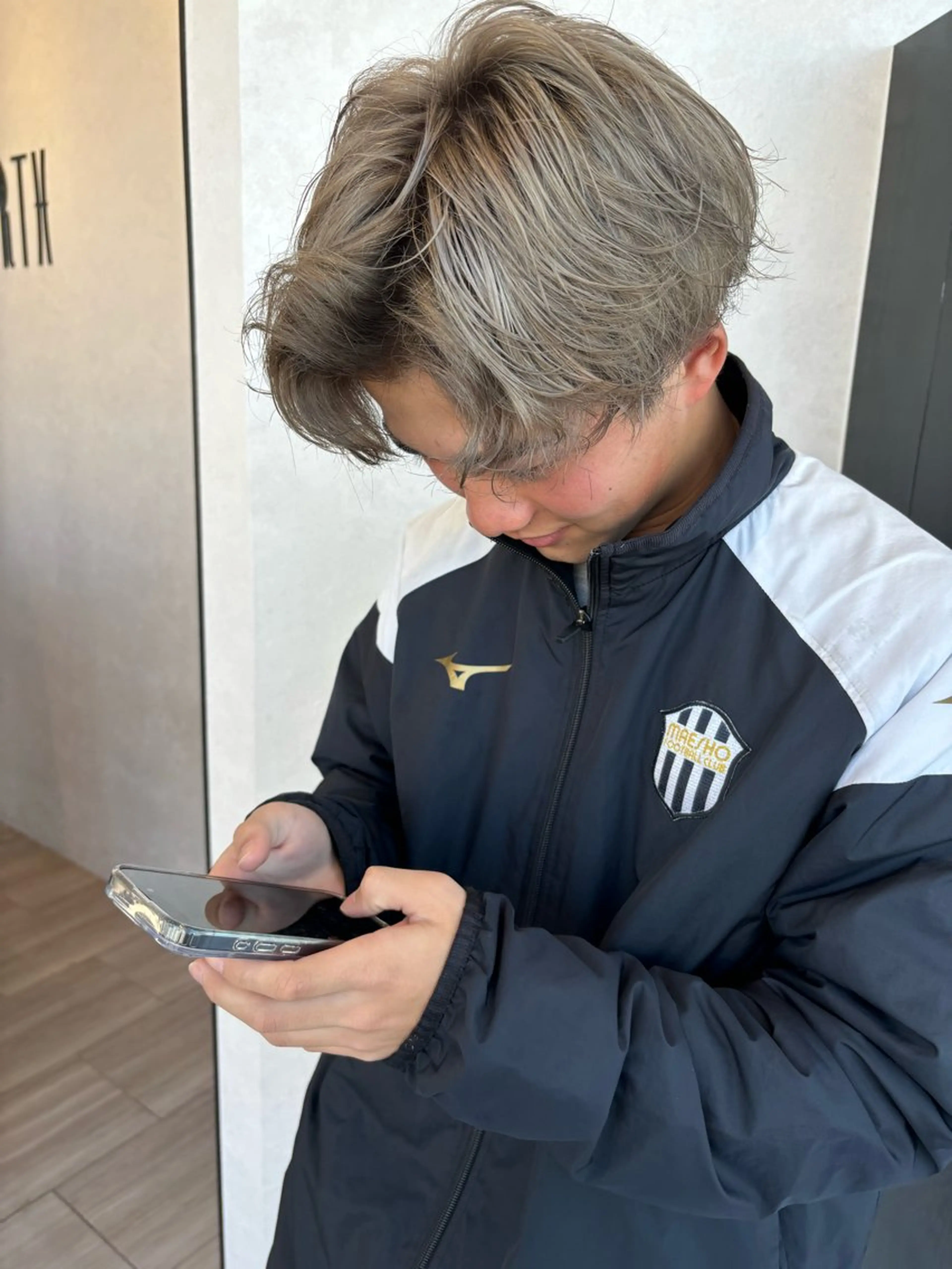 カラー メンズ 石坂 瀬音のヘアスタイル