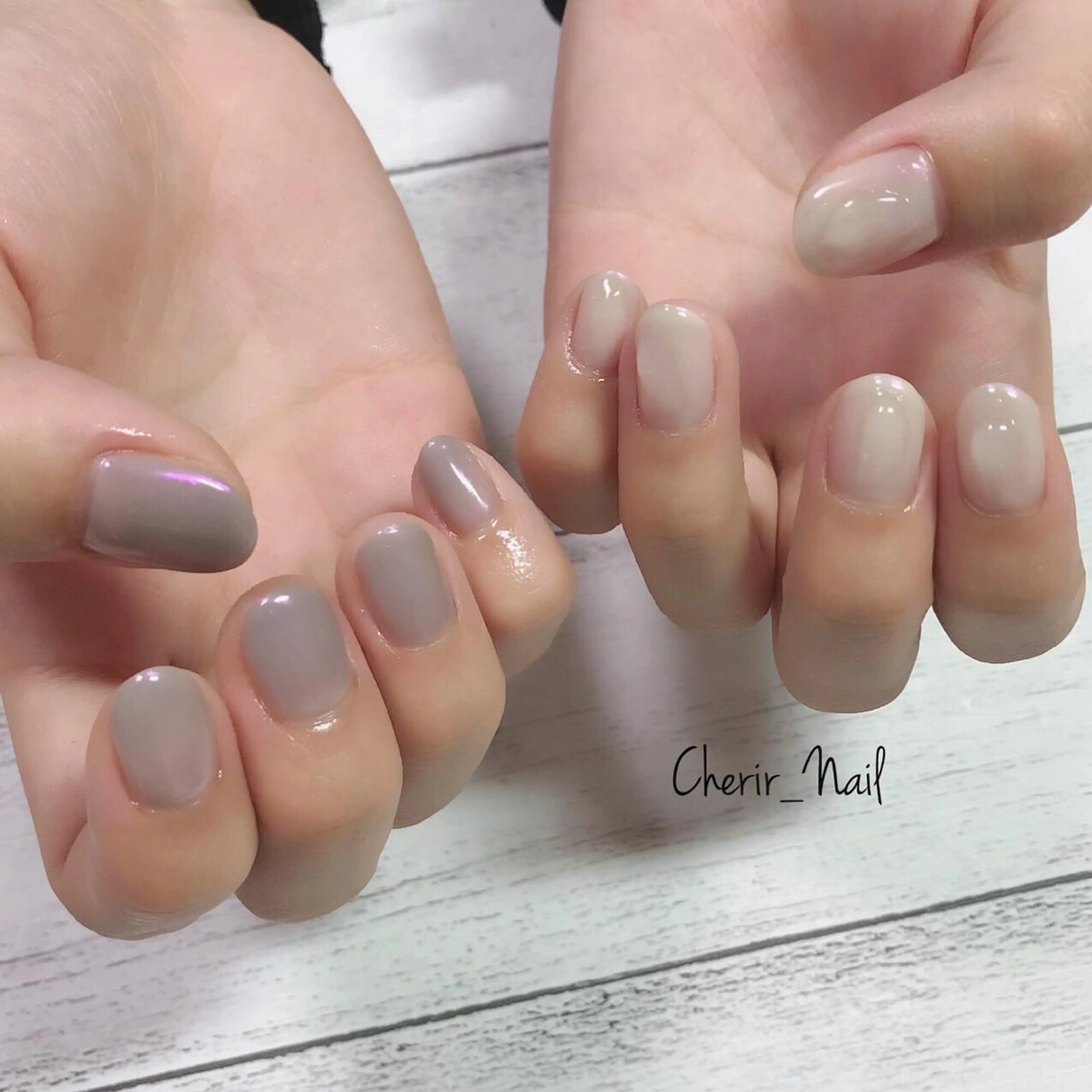 ネイル オーロラネイル ミラーネイル ニュアンスネイル ワンカラーネイル シンプルネイル Cherirnail kaoriのネイルデザイン