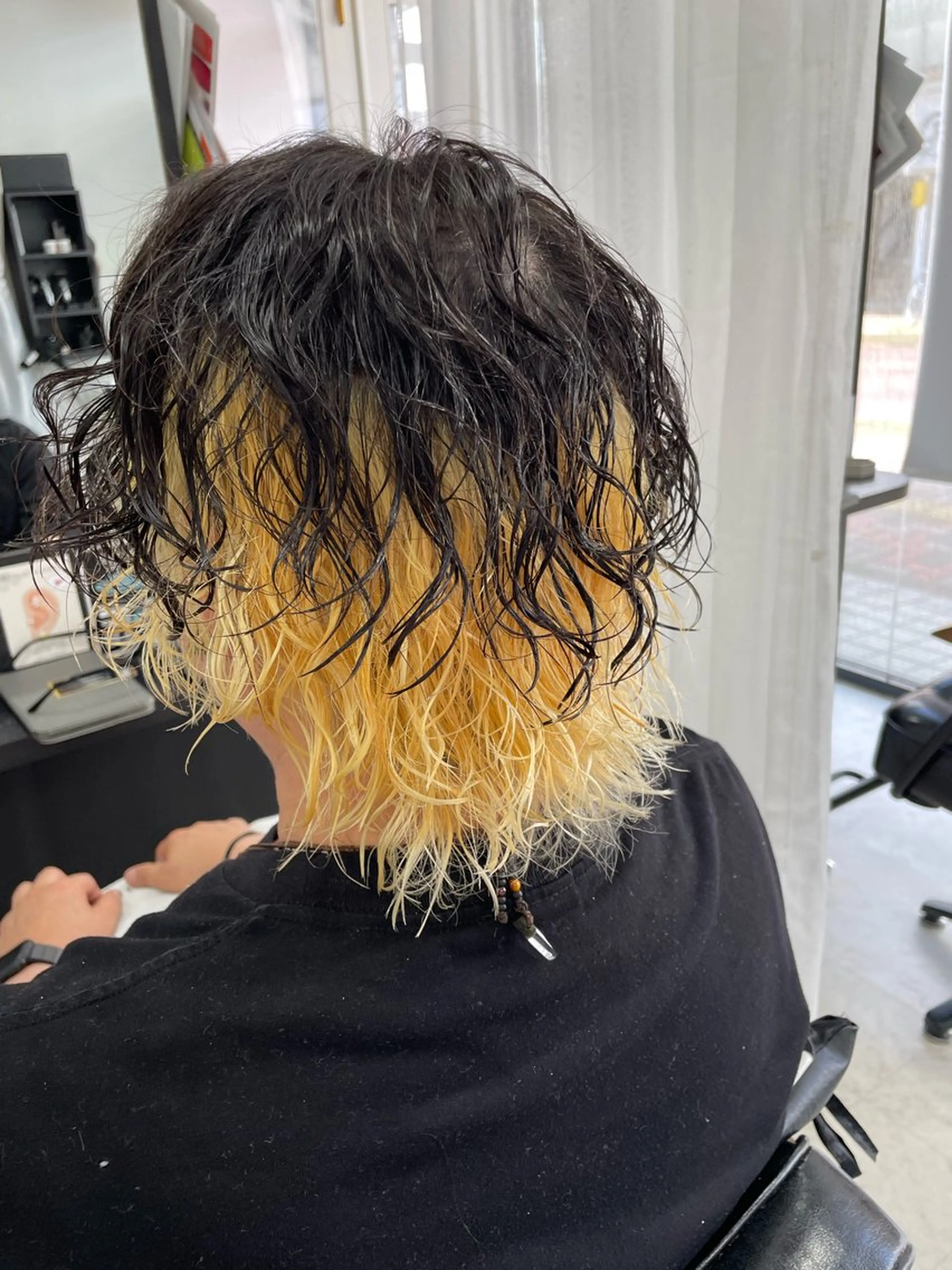 ミディアム カラー パーマ メンズ ミディアムパーマ メンズブリーチ メンズパーマ ブリーチ 齋藤成/ ECLAT HAIRのヘアスタイル