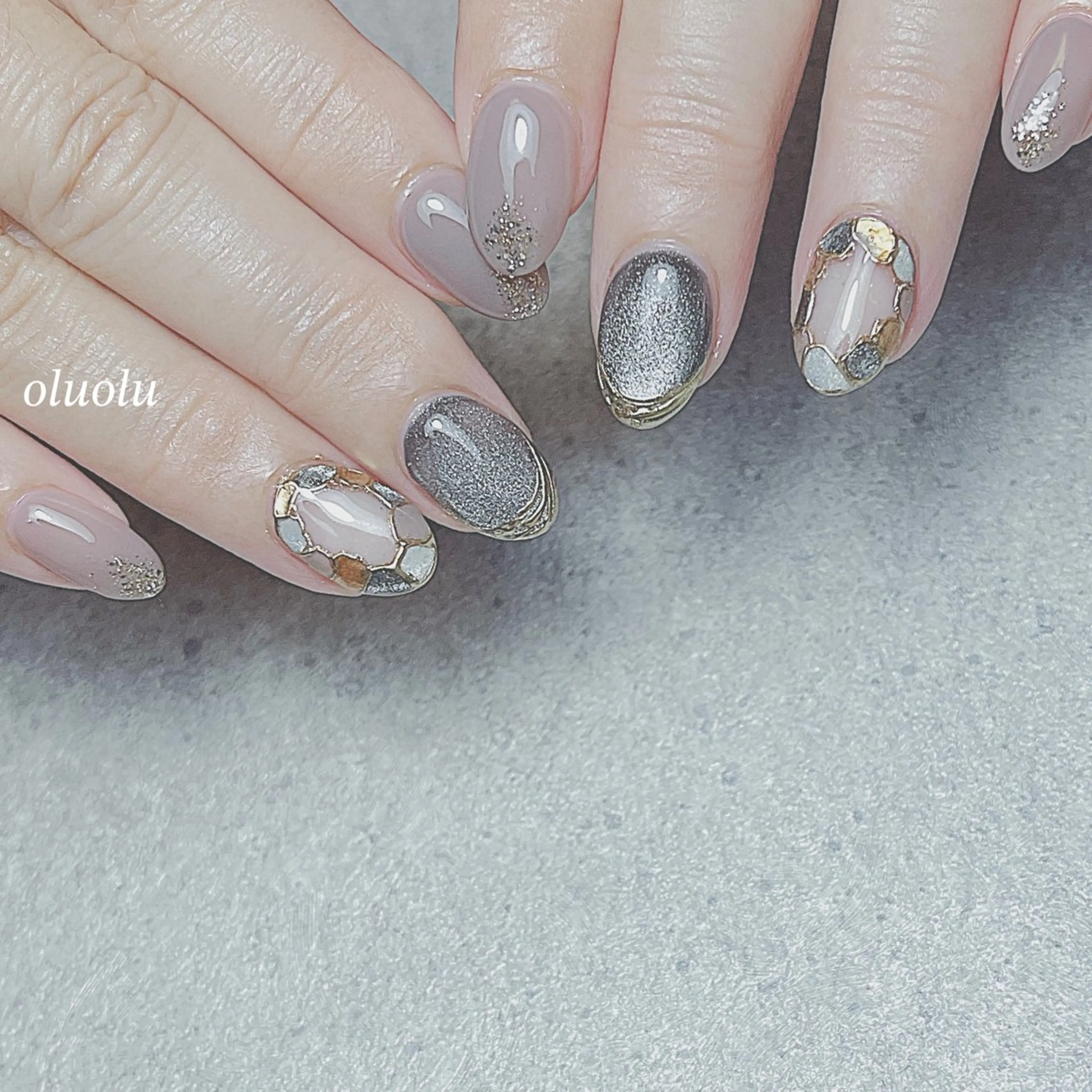 ネイル アートネイル フットネイル マグネットネイル ミラーネイル ニュアンスネイル ハンドネイル 大村 紬華のネイルデザイン