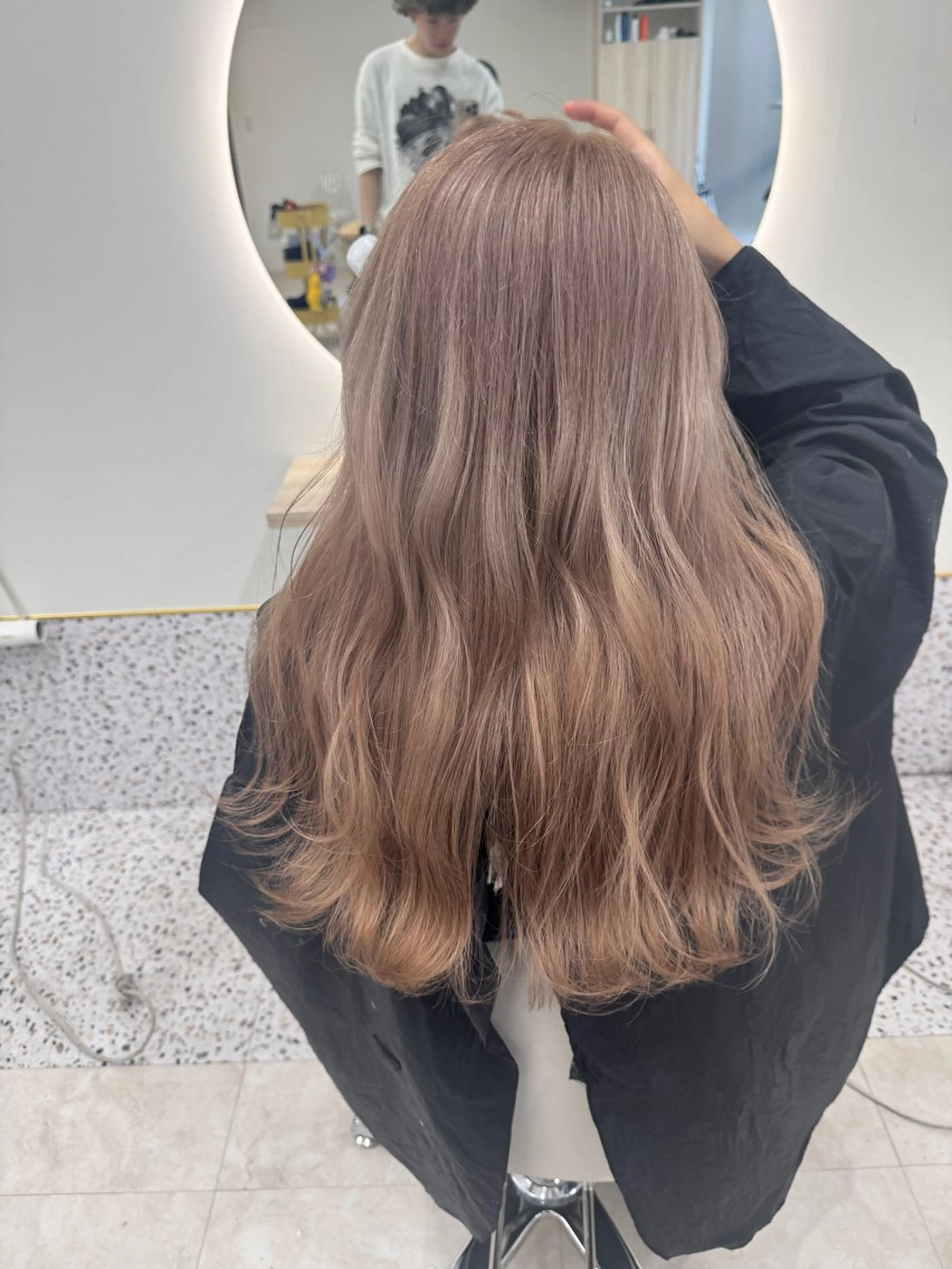 ミディアム ヘアカラー ブリーチカラー✨ じょあ☆のヘアスタイル