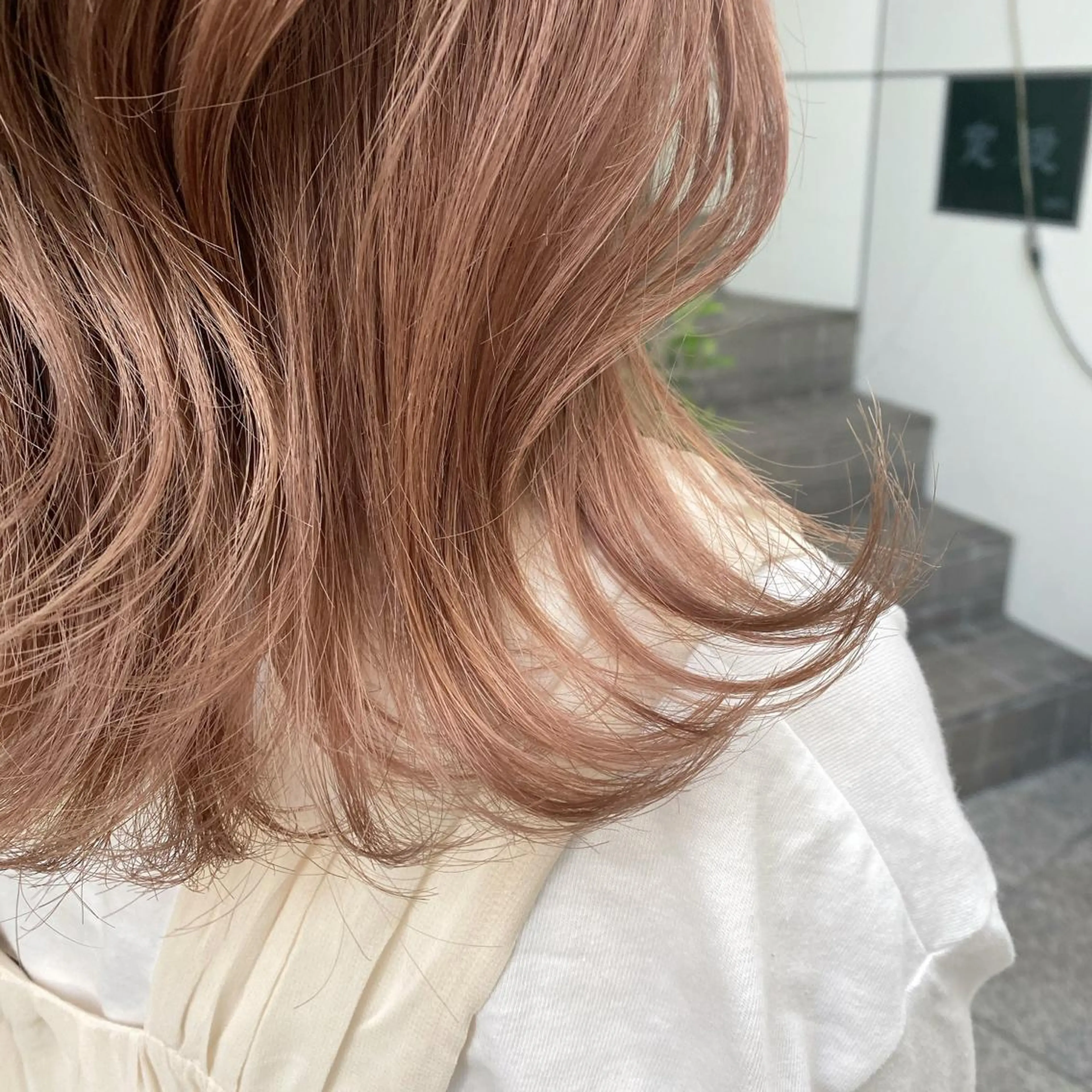 ミディアム カラー ヘアアレンジ マツエク・マツパ ベージュカラー コーラルベージュ Noah's　Ark所属・透明感カラー🫧ヘア セット🫧松本菜月の眉毛・アイブロウイメージ
