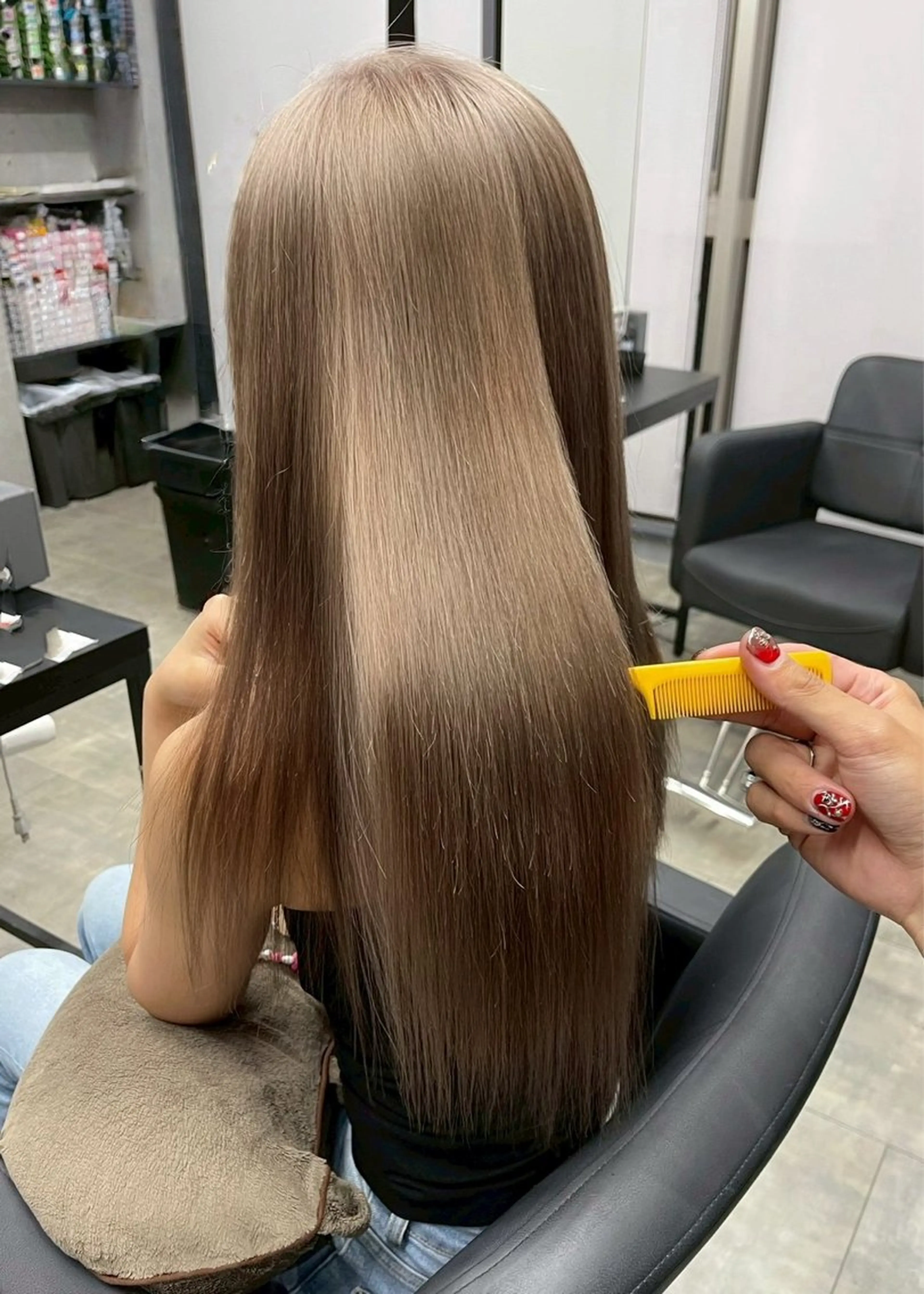 カラー ありさ/ モデル募集中🎀のヘアスタイル