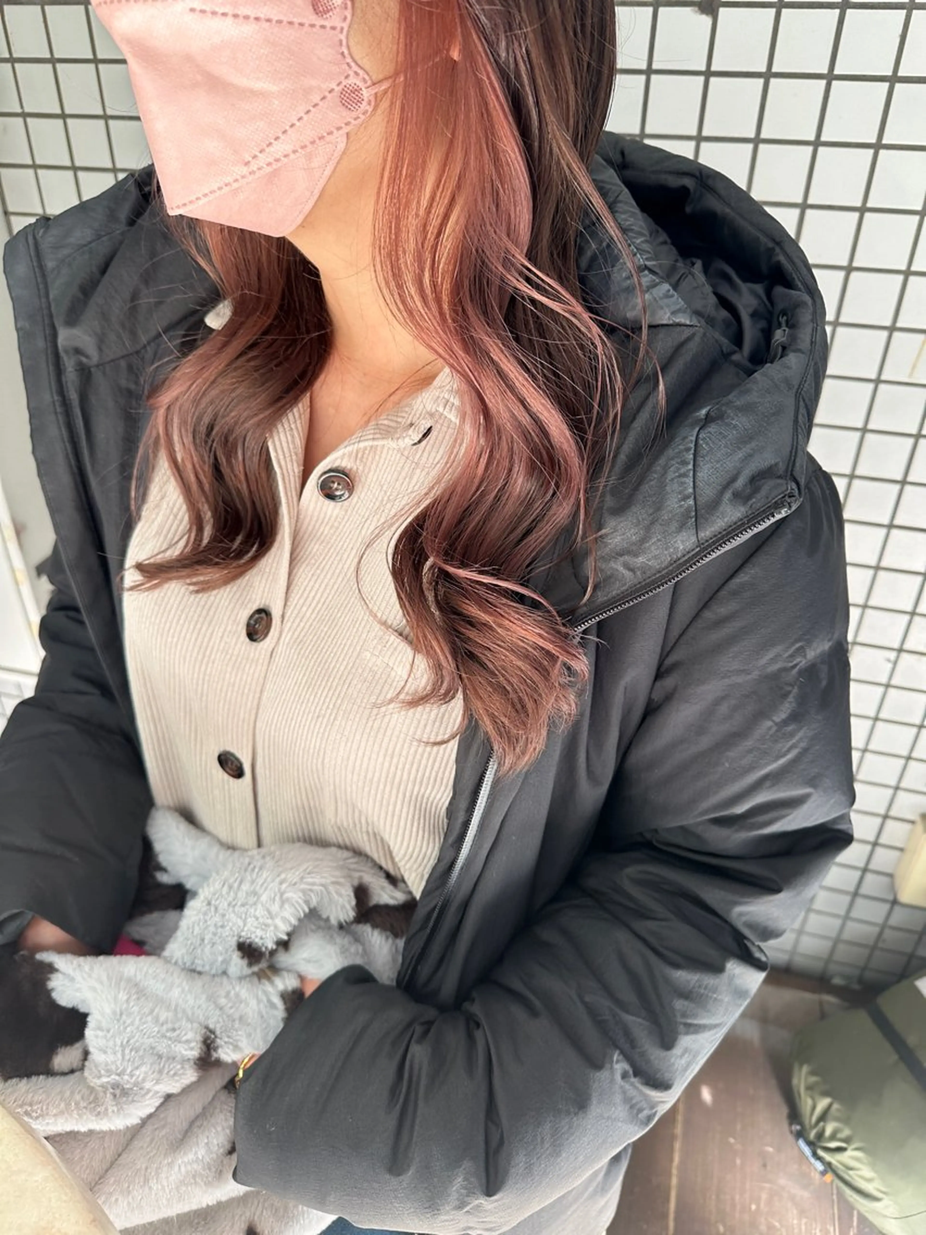 セミロング カラー インナーカラー ピンクカラー カット ヘアカラー FLAWEN. フロウエンのその他イメージ