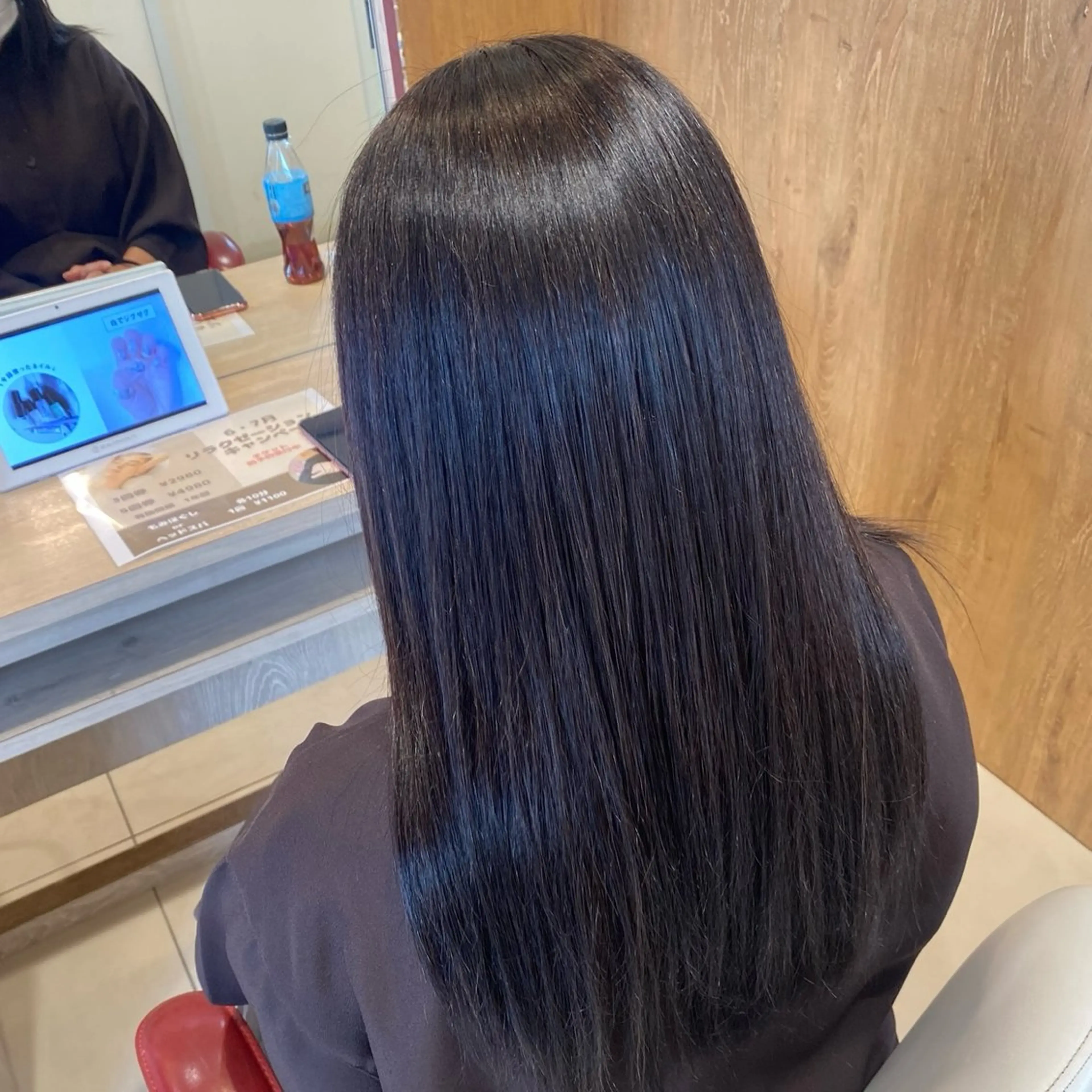 ロング カラー ヘアアレンジ fifth 石川 凪のヘアスタイル