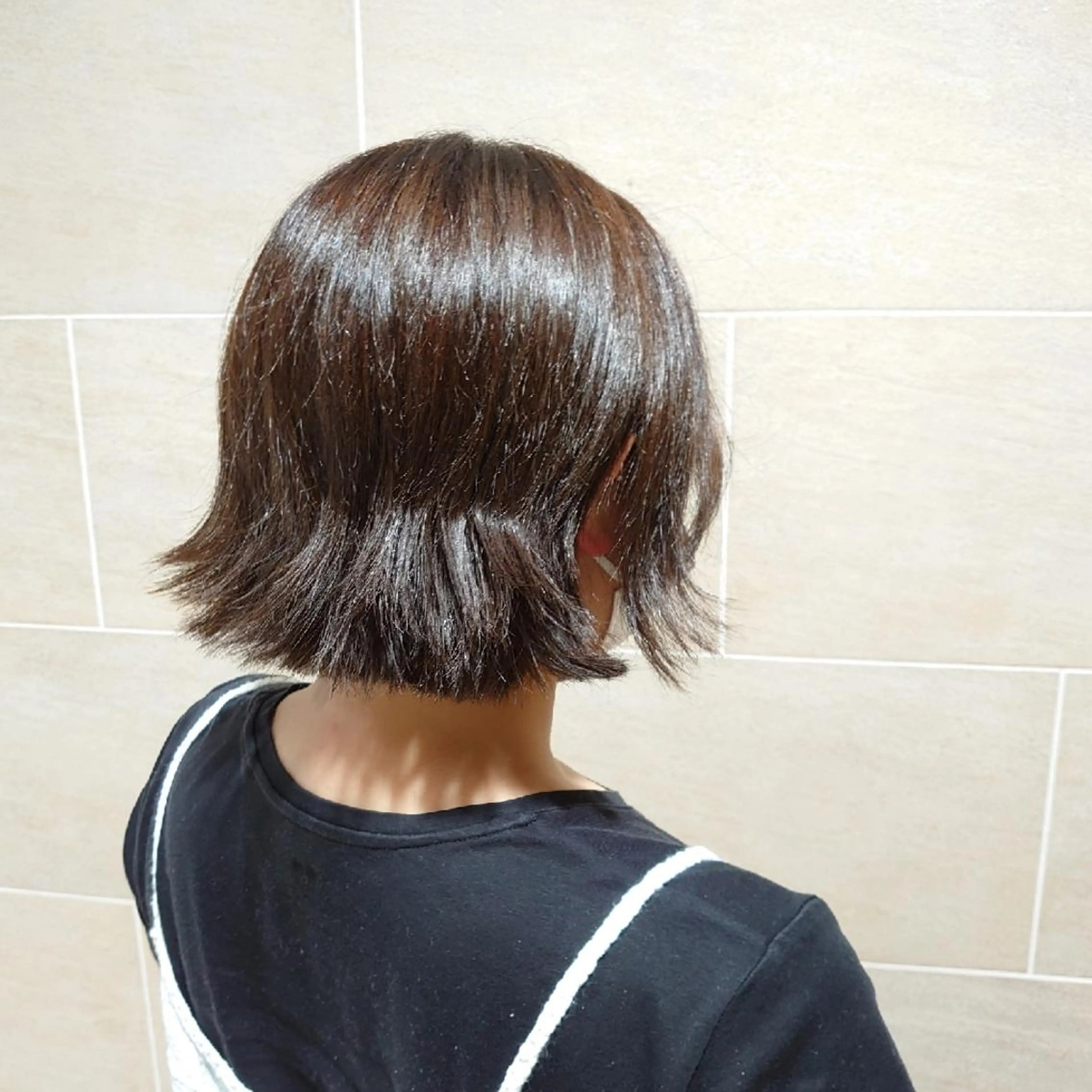 ショート カラー ブラウンカラー オリーブブラウン ボブ 宮本  星羅のヘアスタイル