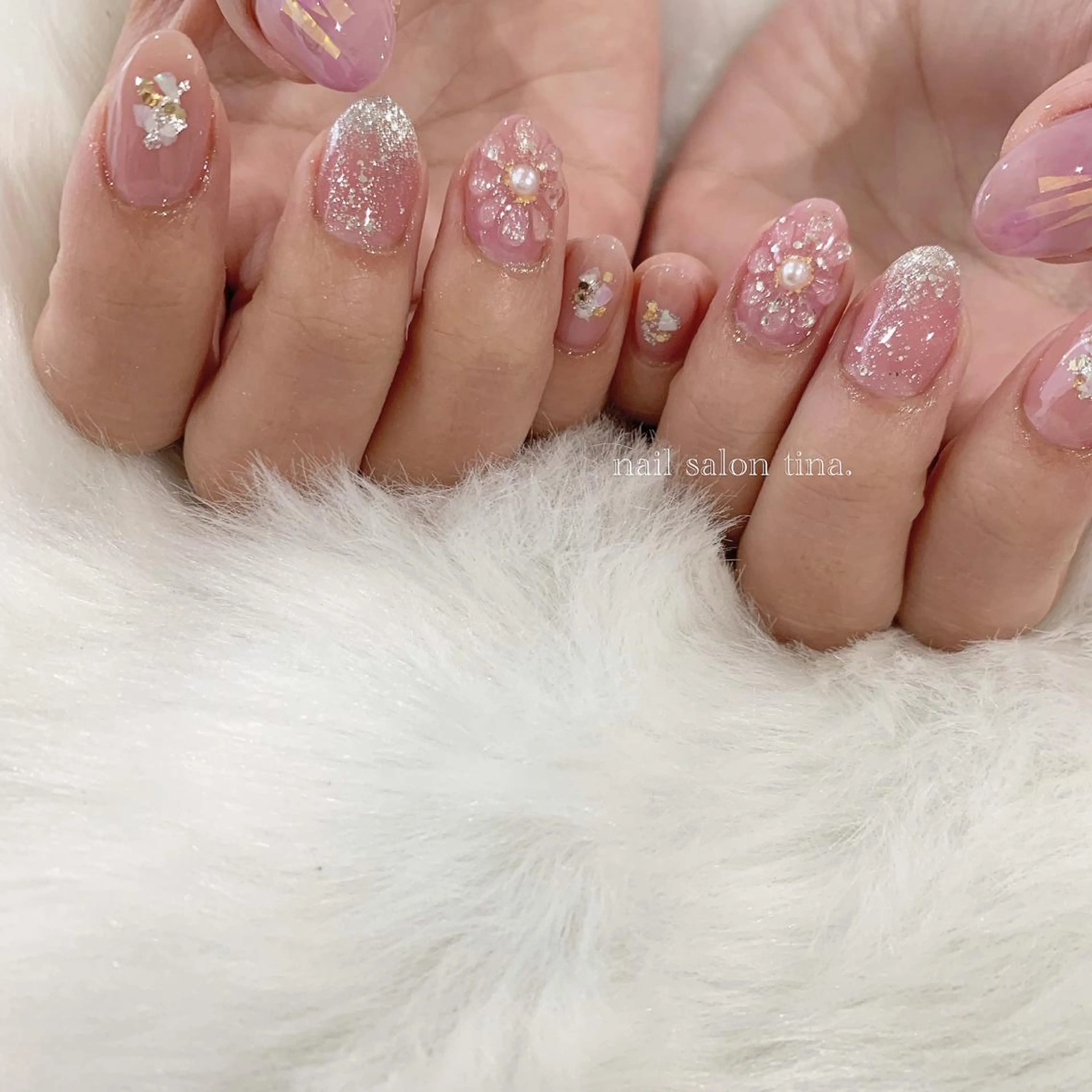 ネイル nail salon tina.所属・中山 はづきのネイルデザイン