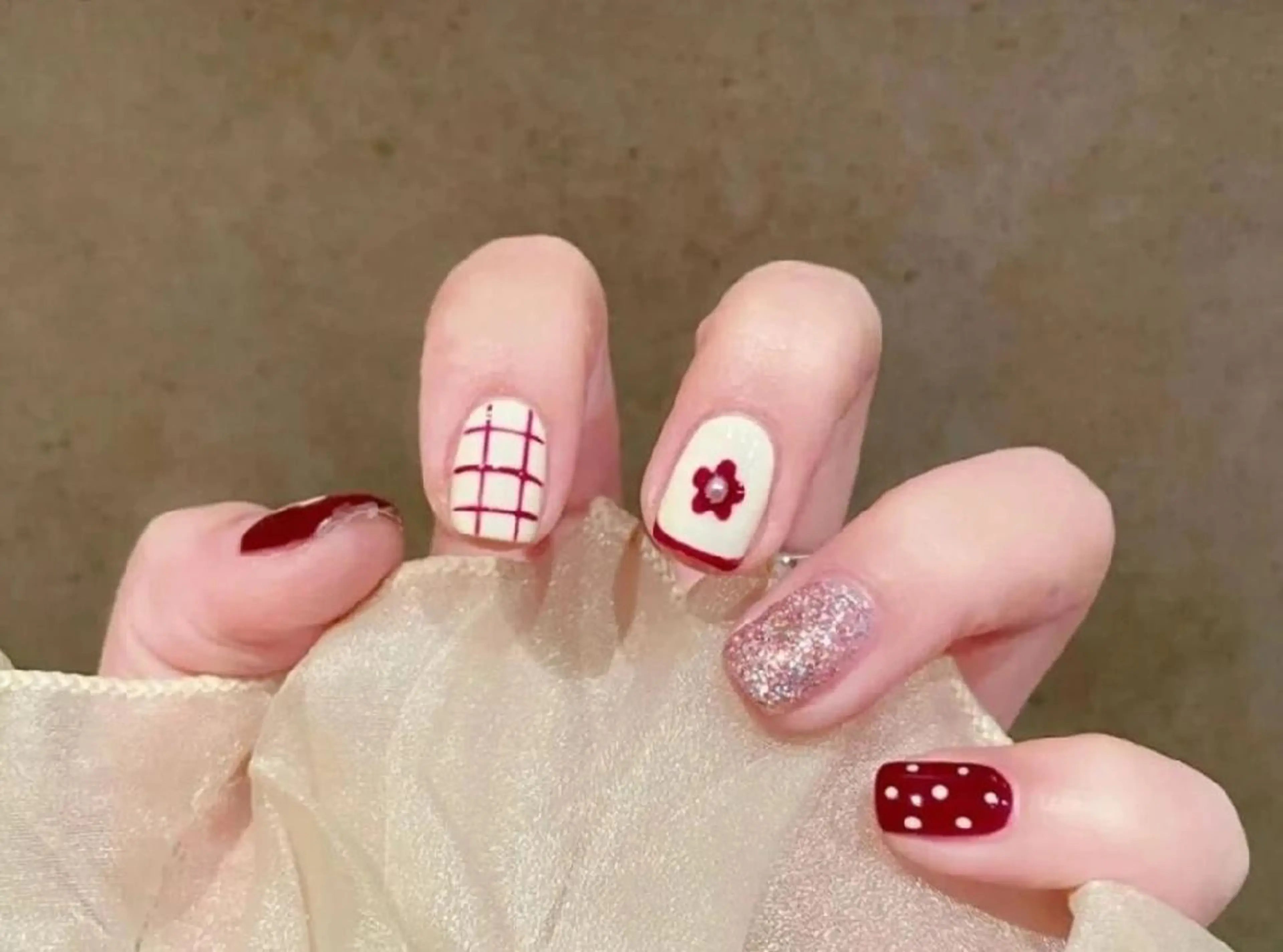 ネイル Theone栄店 田口のネイルデザイン