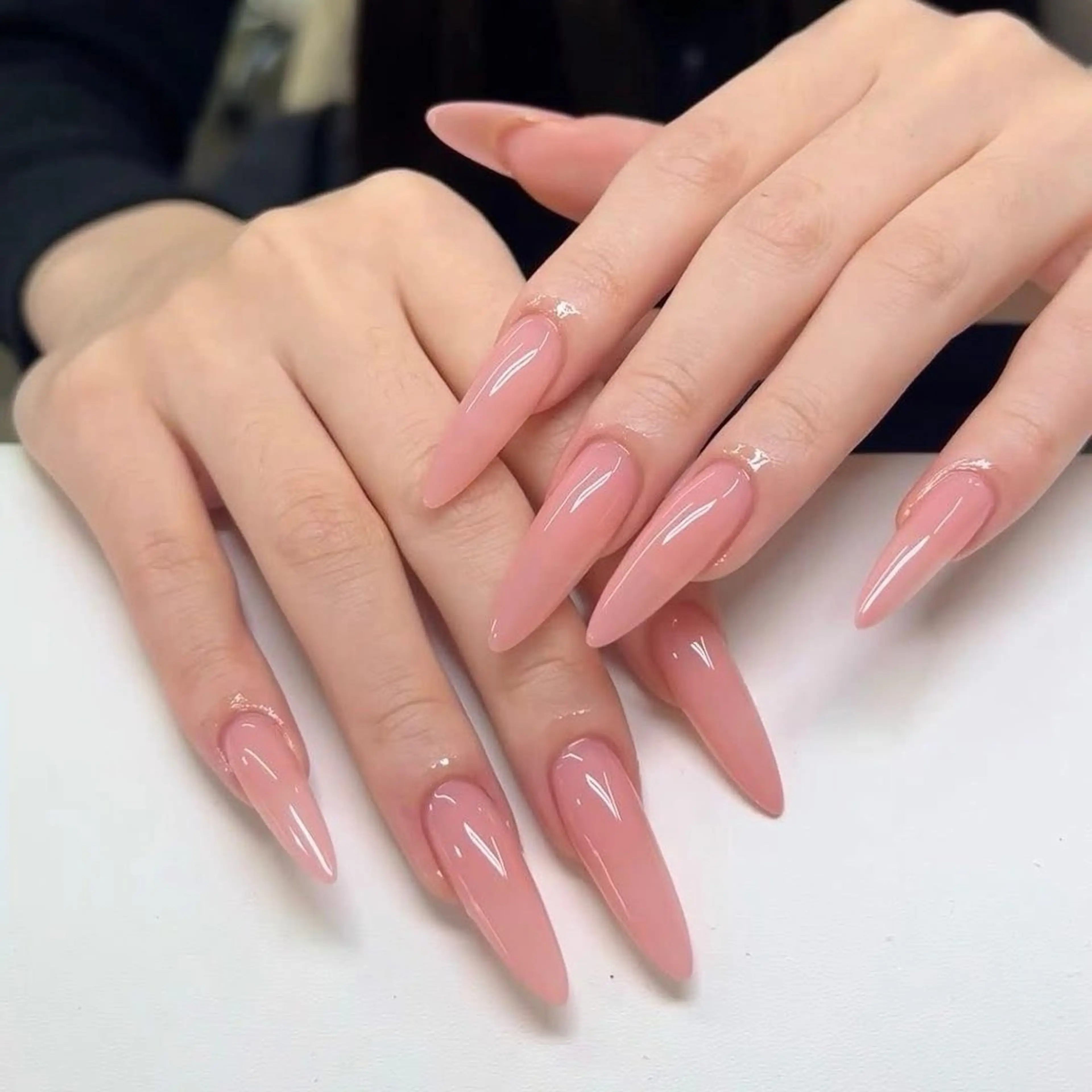 ネイル ハンドネイル T.Lee Nail Lilyのネイルデザイン
