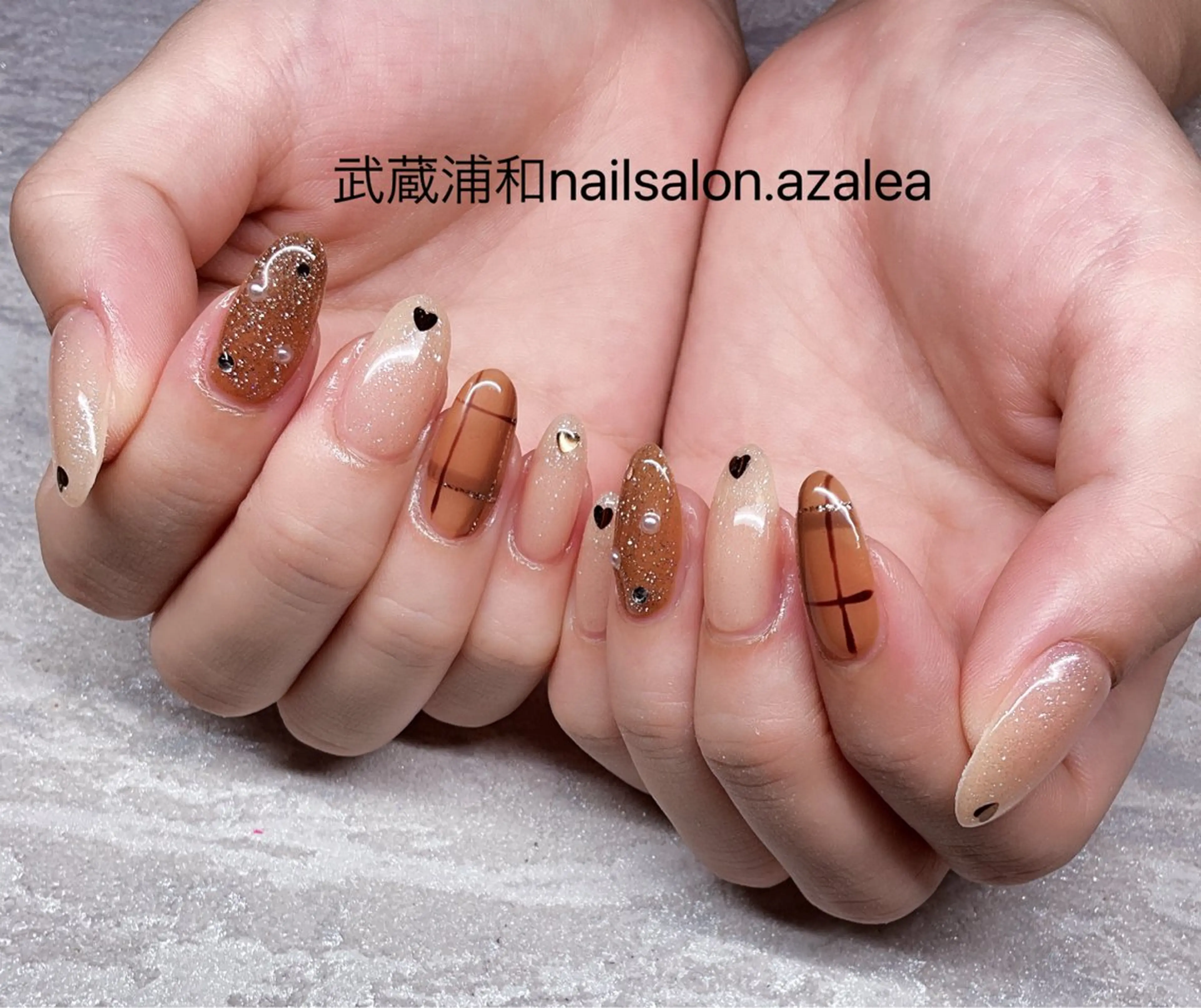 ネイル ハンドネイル R inのネイルデザイン