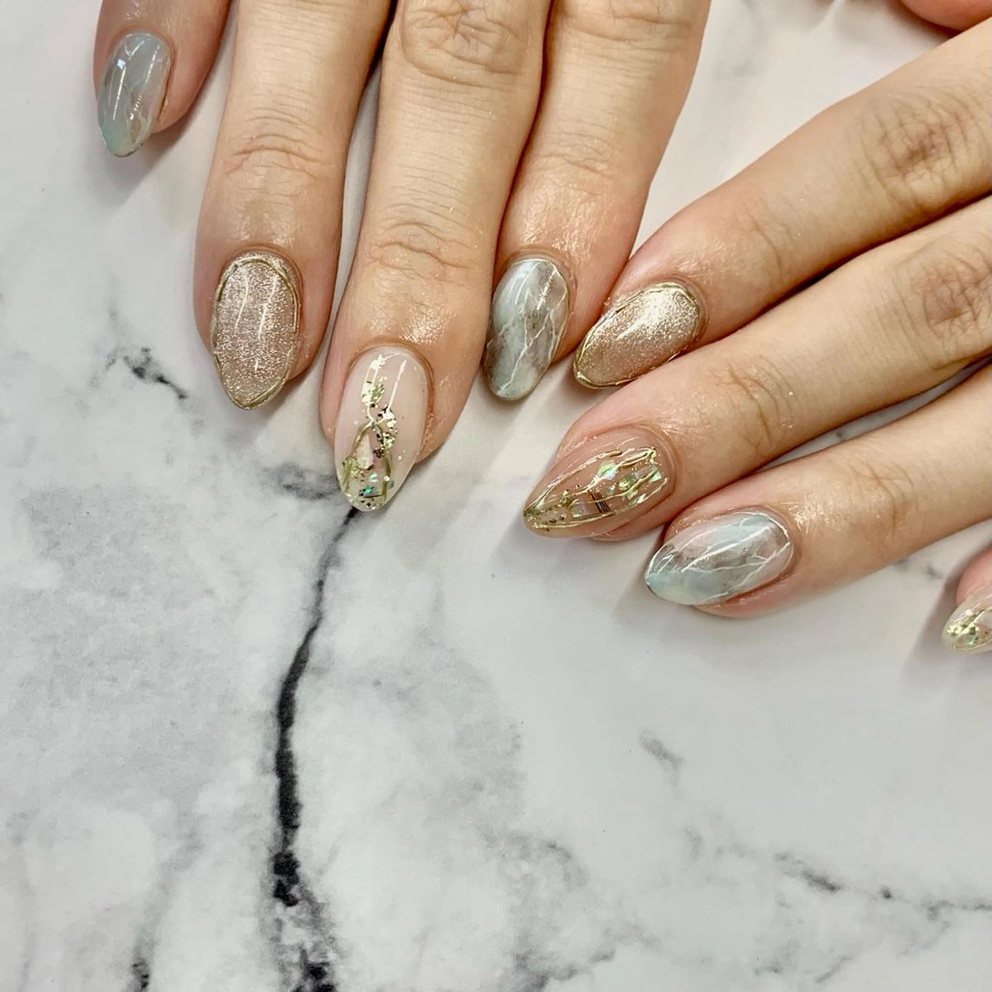 ネイル マグネットネイル 大理石ネイル(マーブル) ニュアンスネイル ハンドネイル nail salon -Lien-所属・nailsalon -Lien-のネイルデザイン