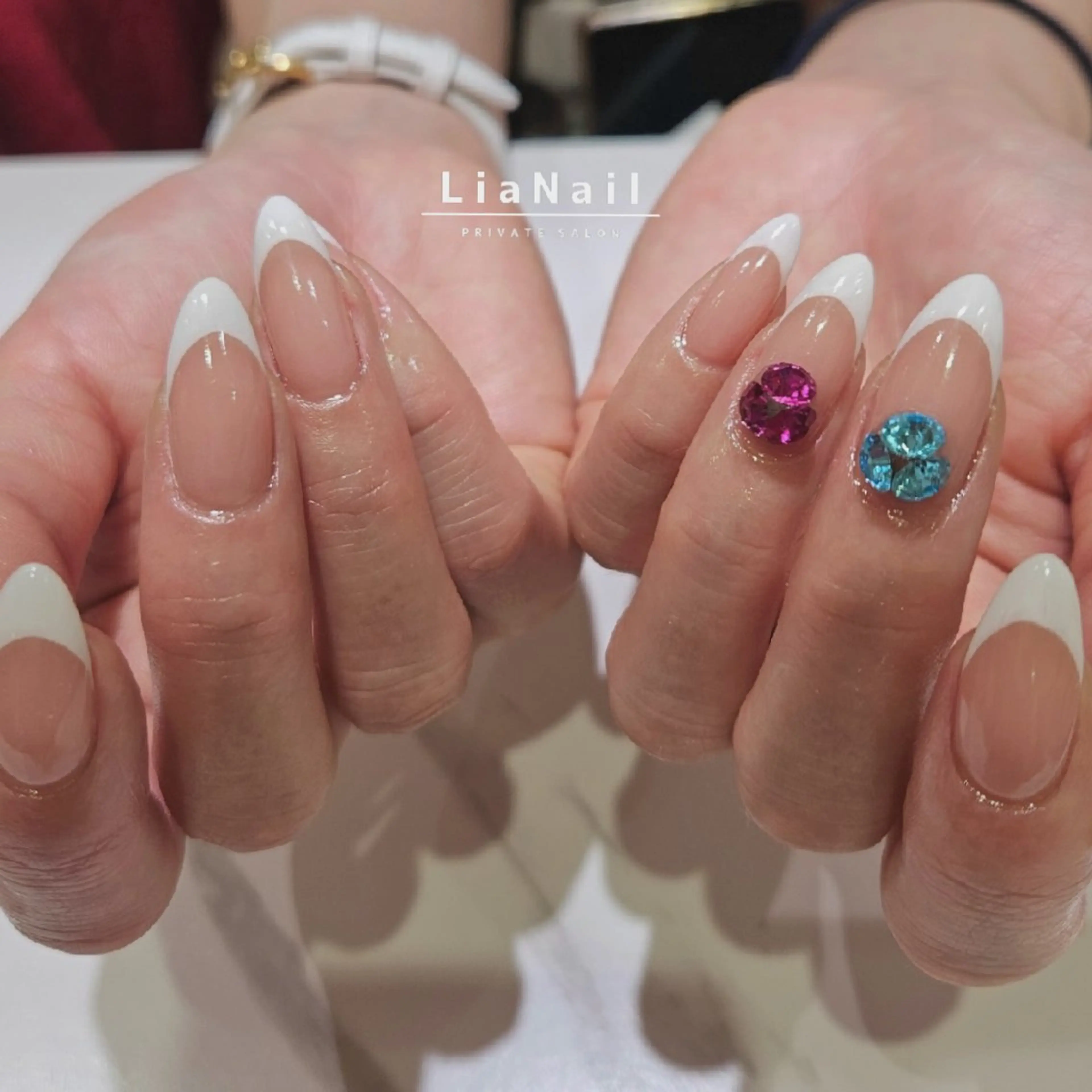 ネイル フレンチネイル ハンドネイル Lia Nailのネイルデザイン