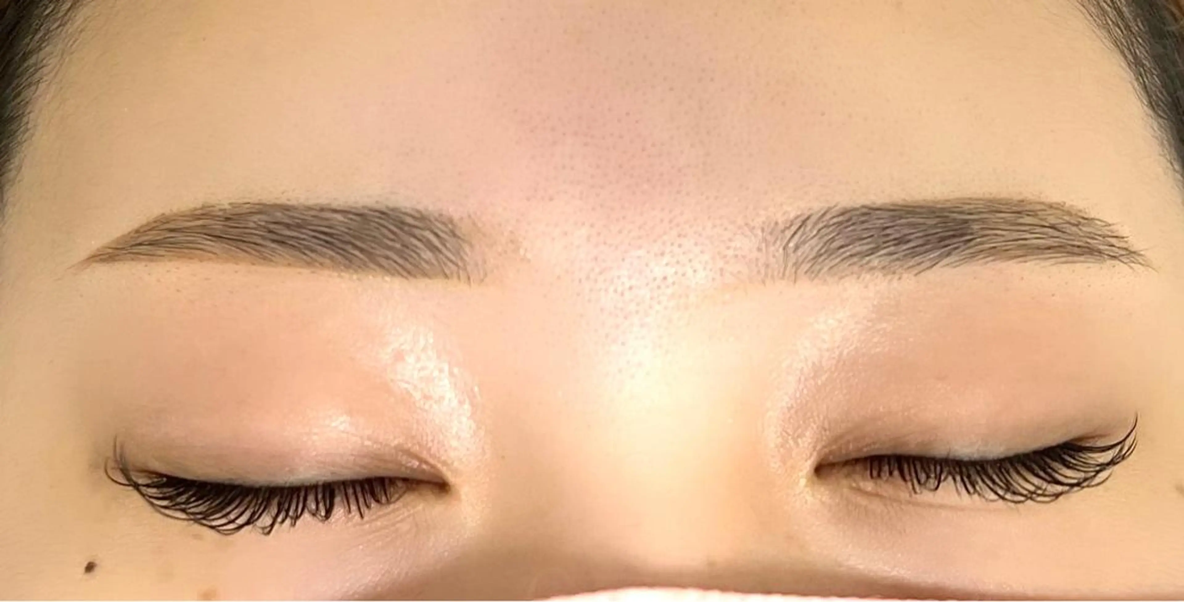 アイブロウ EmiyBeautyLush所属・Emiy BeautyLushのマツエク・マツパデザイン