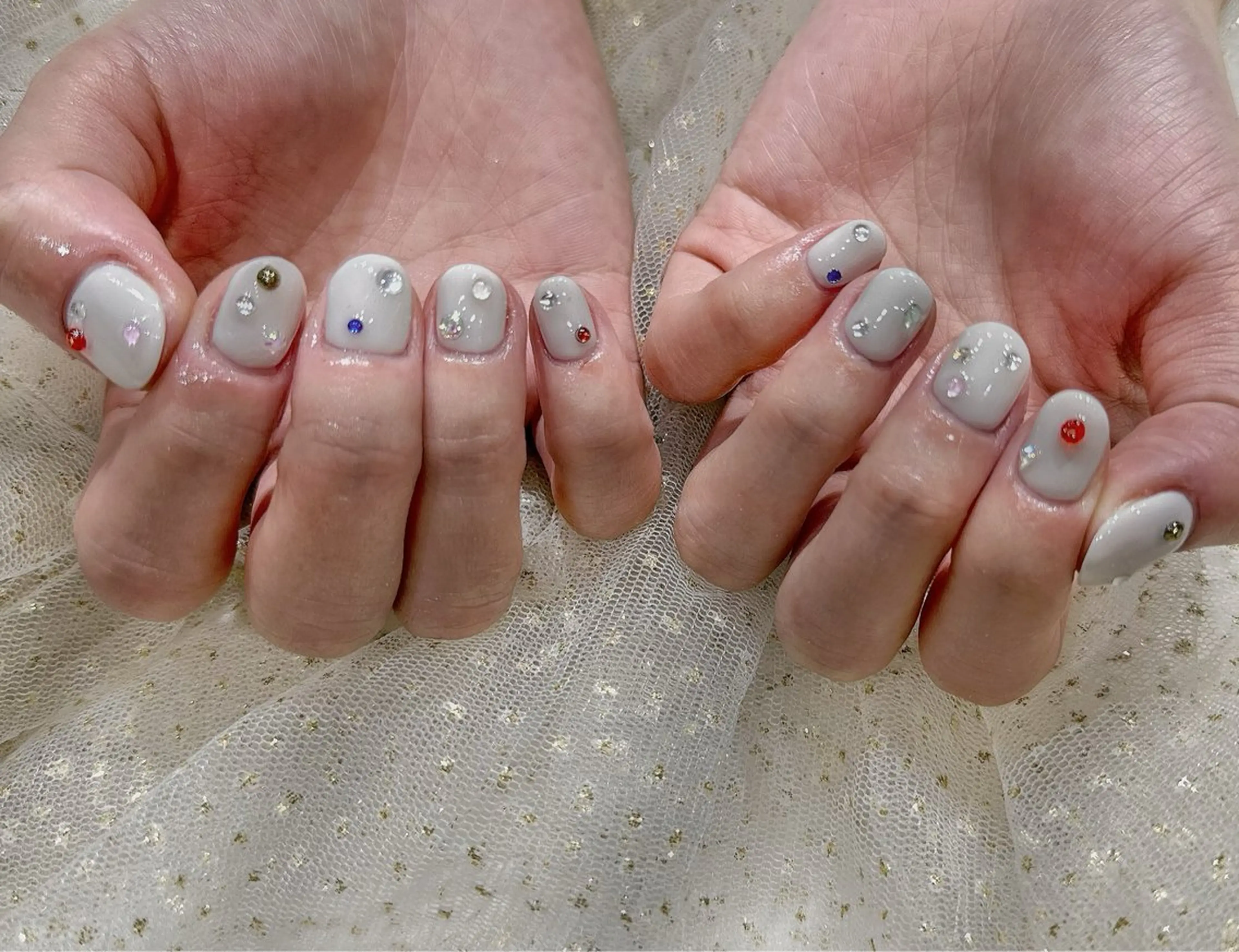 ネイル ストーンネイル Umi nail& eyelashのネイルデザイン