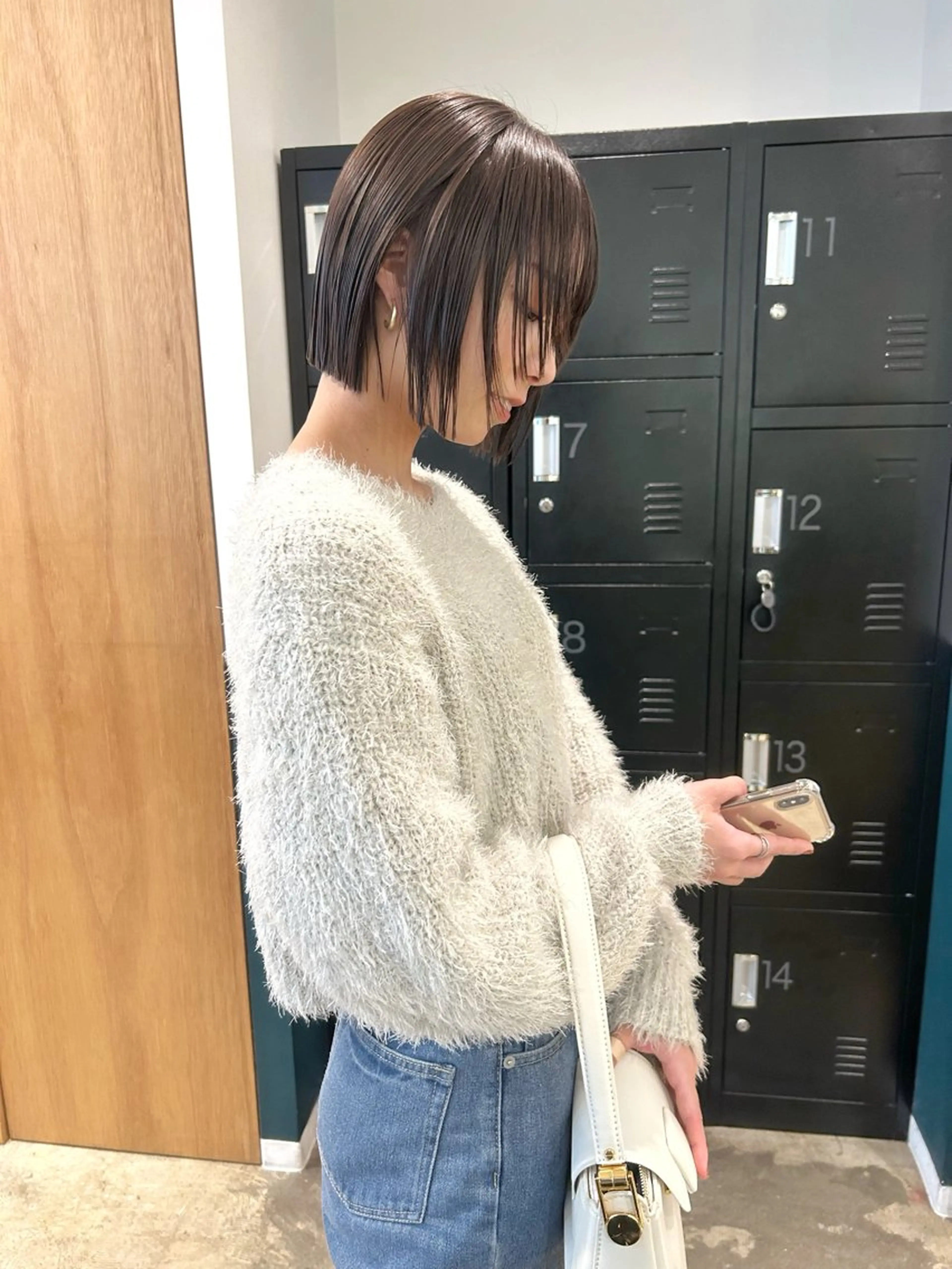 ショート カラー ベージュカラー オリーブベージュ ボブ 顔周りカット レイヤーカット カット ヘアカラー カラーリスト菅野 竜矢🌈のヘアスタイル