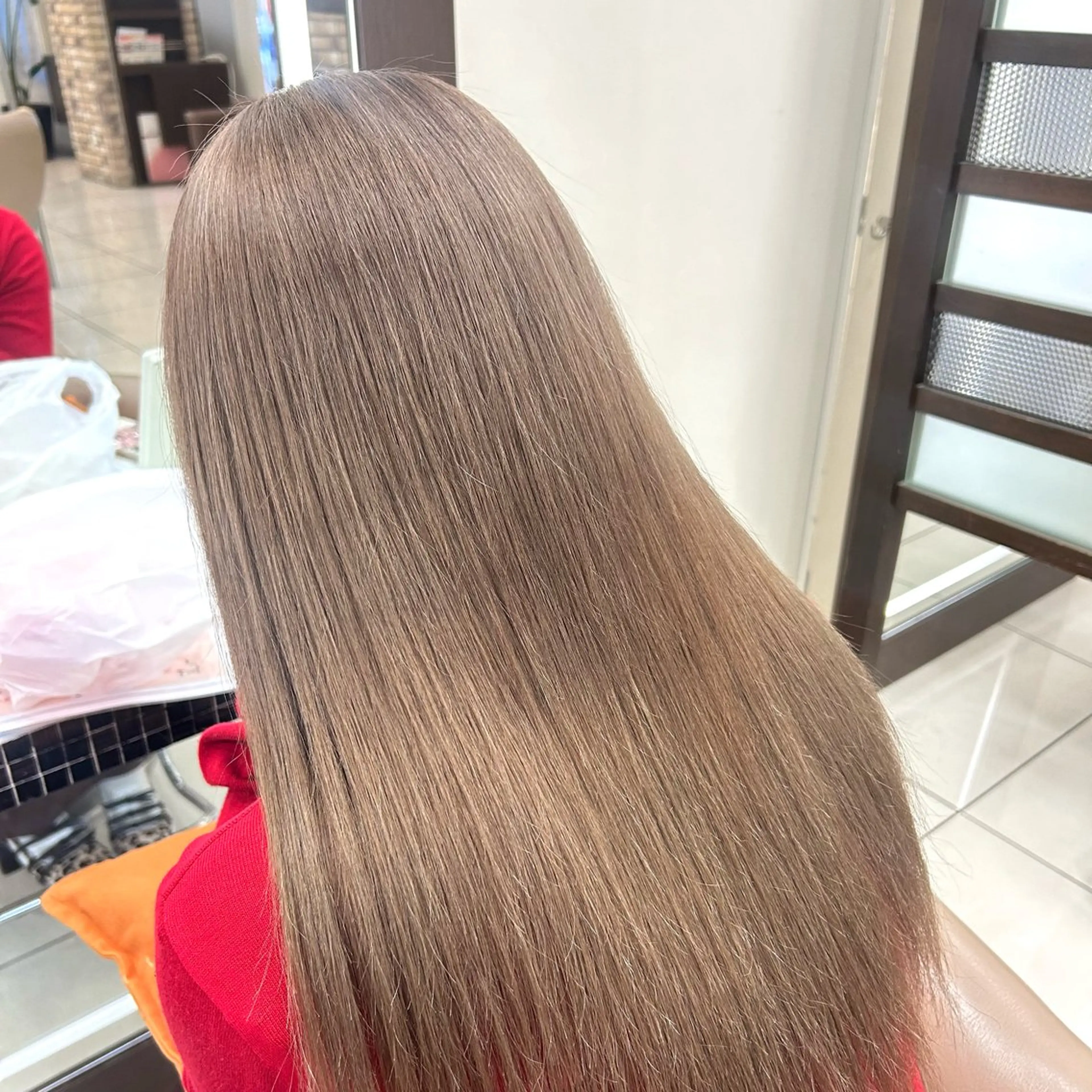 ロング カラー ハイトーン👱‍♀️ エクステ/彩花のヘアスタイル