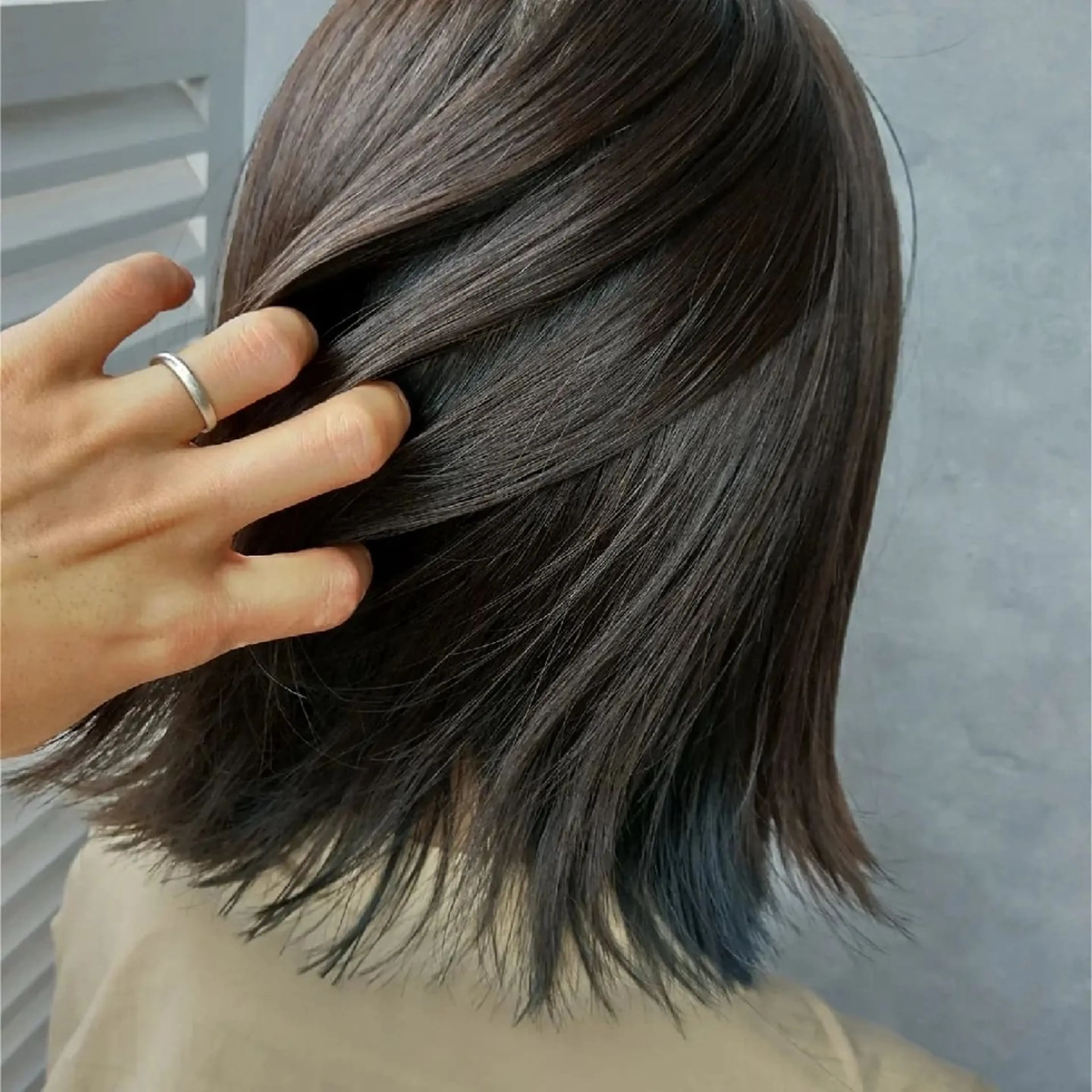 カラー ショート ブルーカラー インナーカラー 鈴木 じゅんやのヘアスタイル