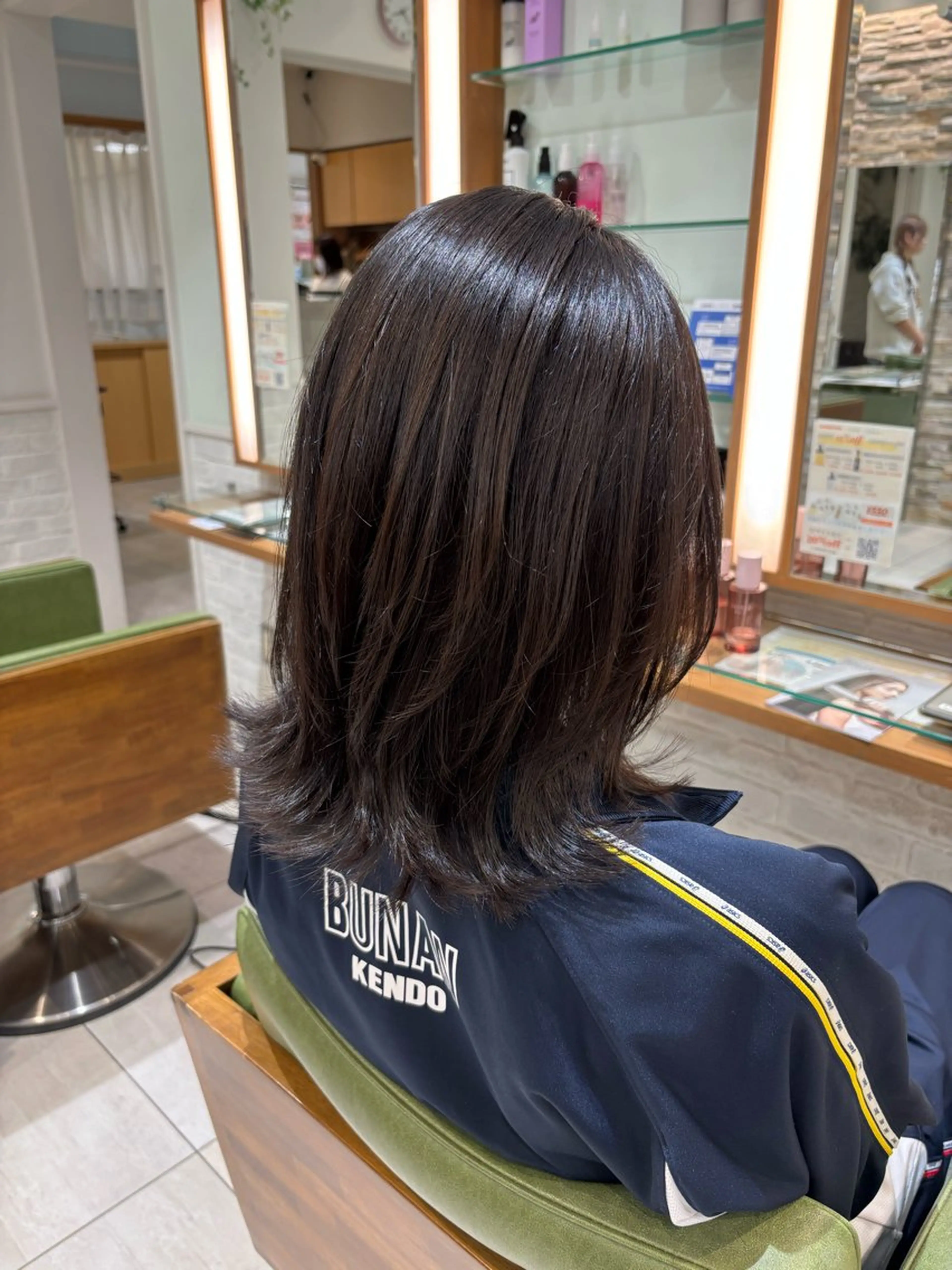 ミディアム カット 石渡このみ 🍊レイヤーカットのヘアスタイル