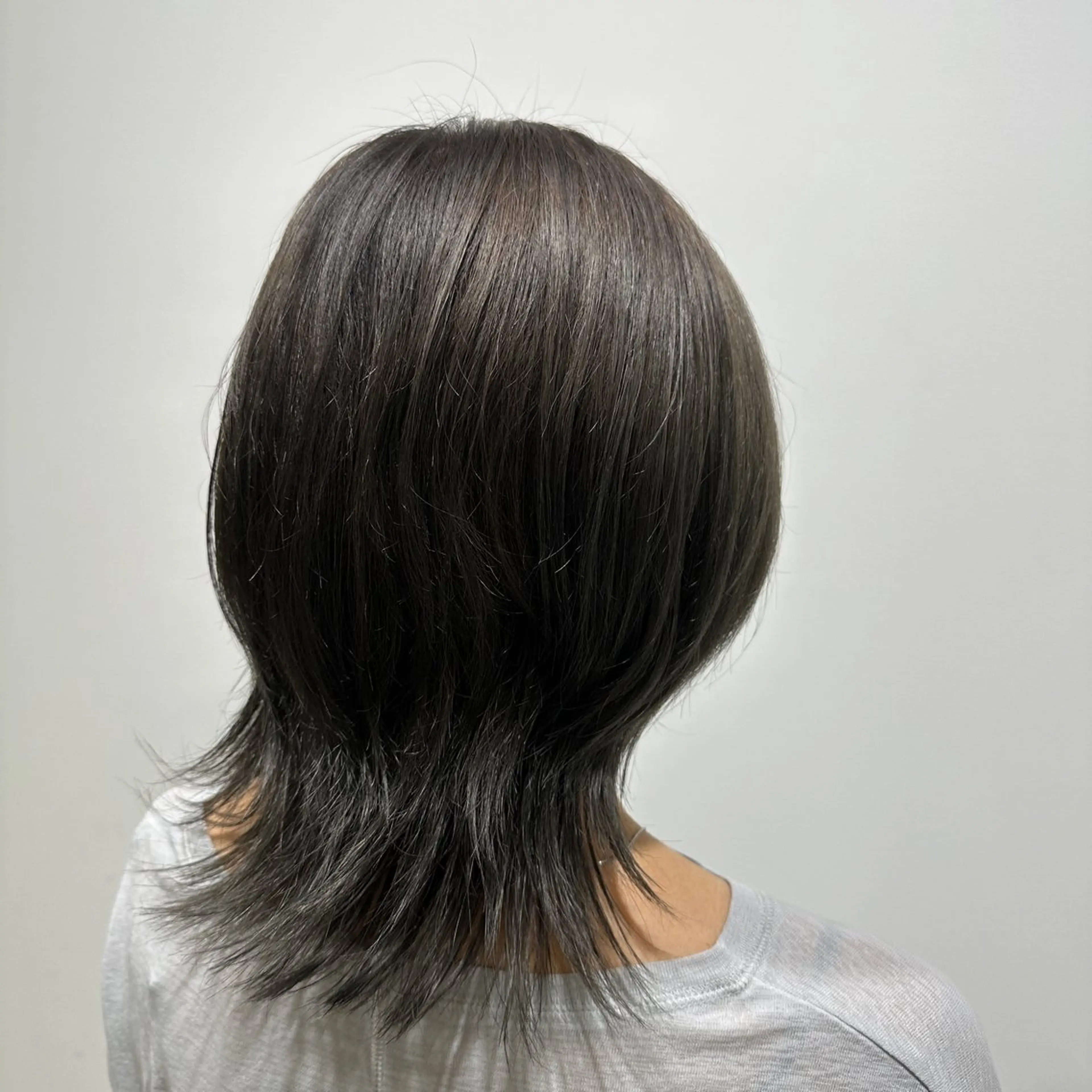 ミディアム カラー カット ヘアカラー 大人可愛いスタイル 提案✨佐藤純菜のヘアスタイル