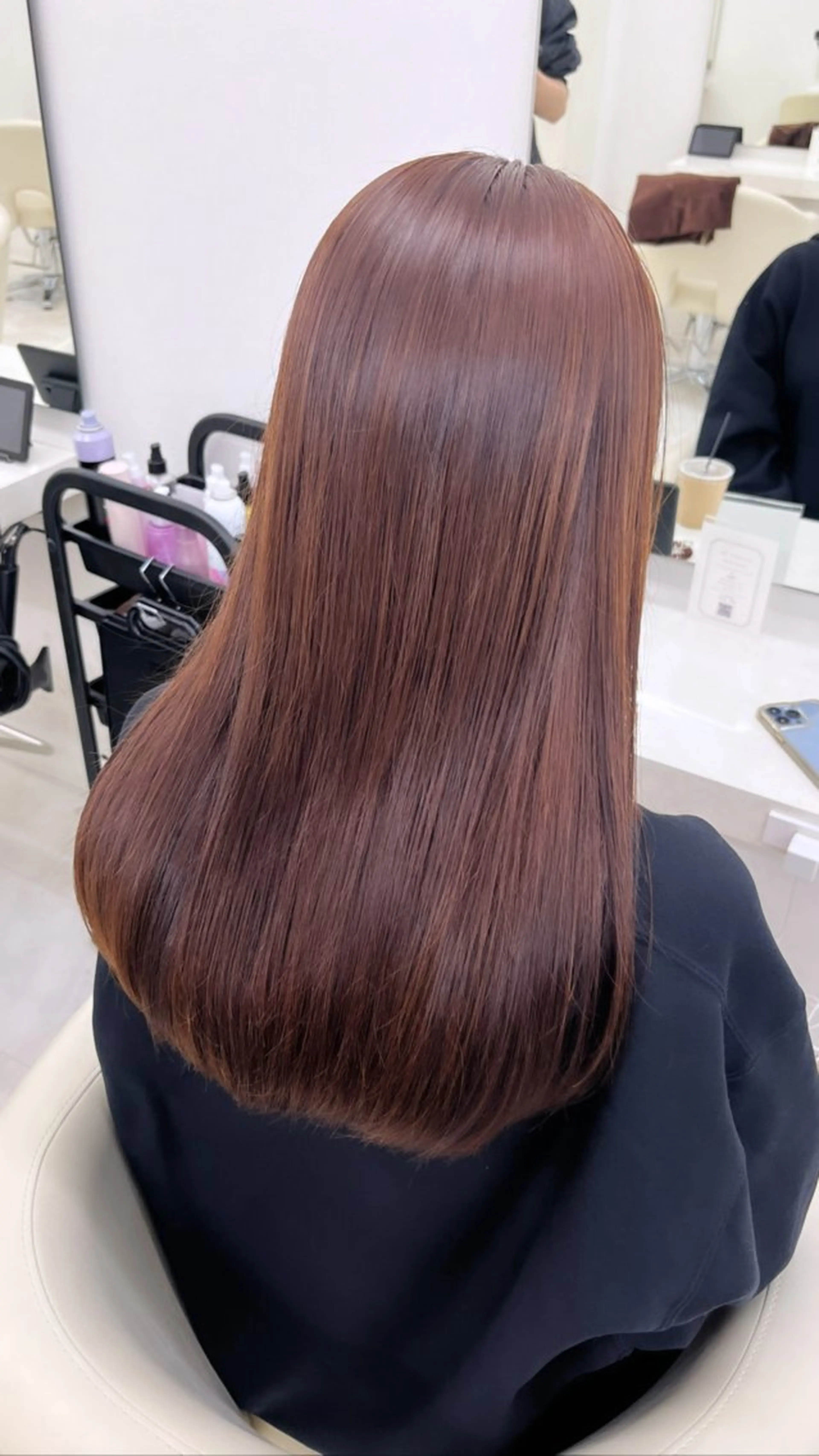 ロング カラー ブラウンカラー momo /レイヤー/暖色のヘアスタイル