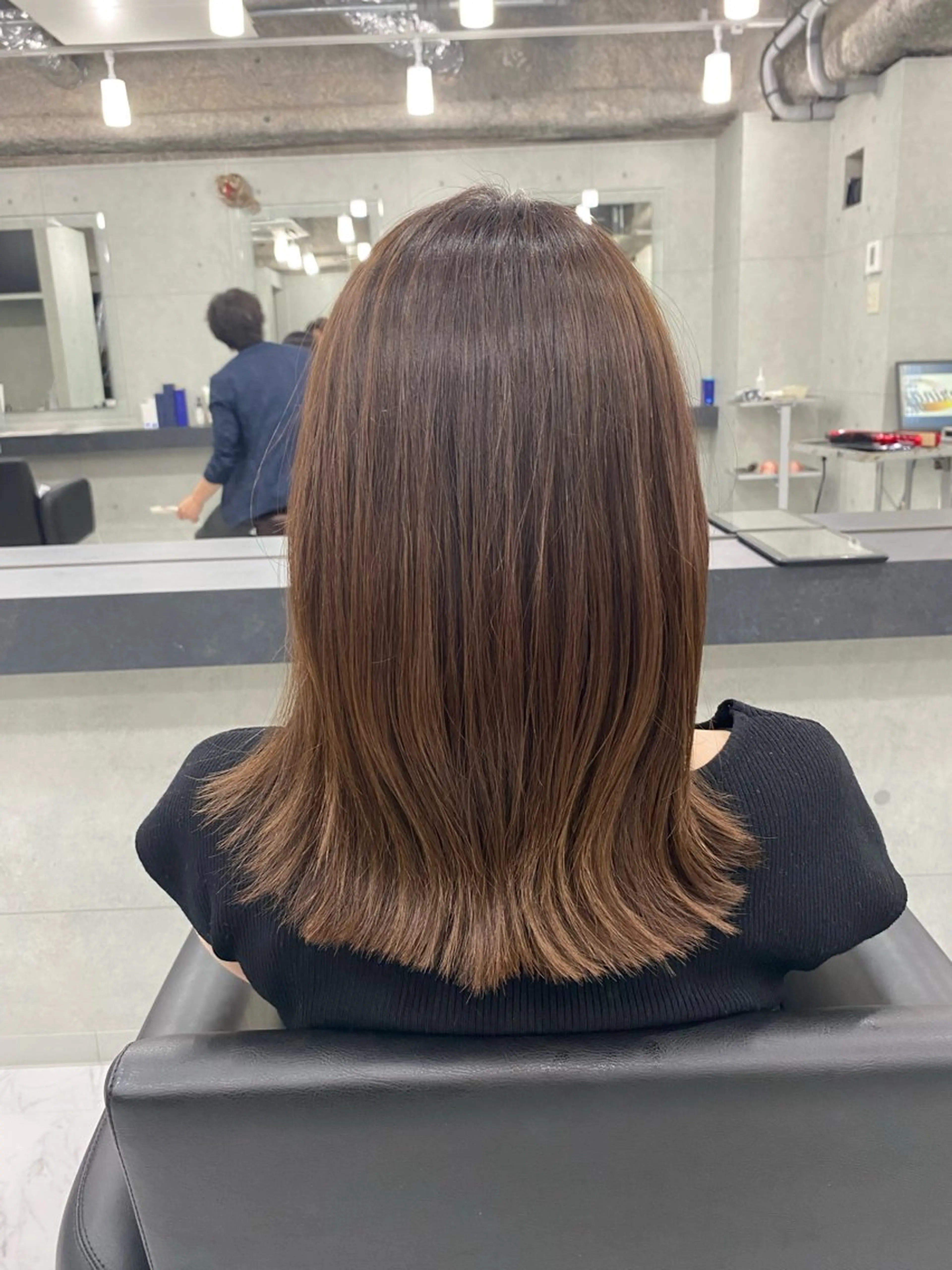 ミディアム カラー 外ハネヘア Endearing 🌟銀座のヘアスタイル