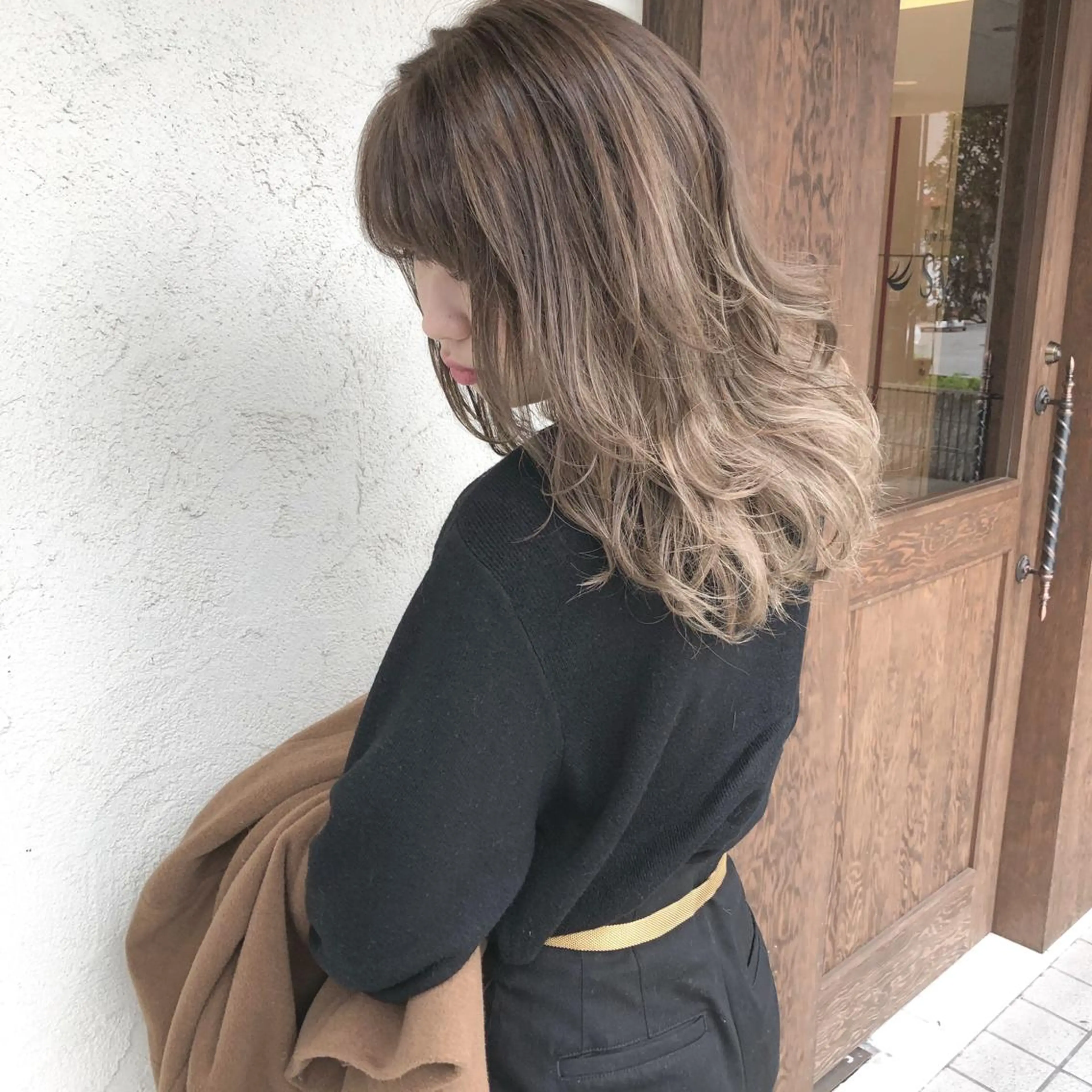 ミディアム カラー ブリーチ 艶髪育成サロン 京橋　shinのヘアスタイル