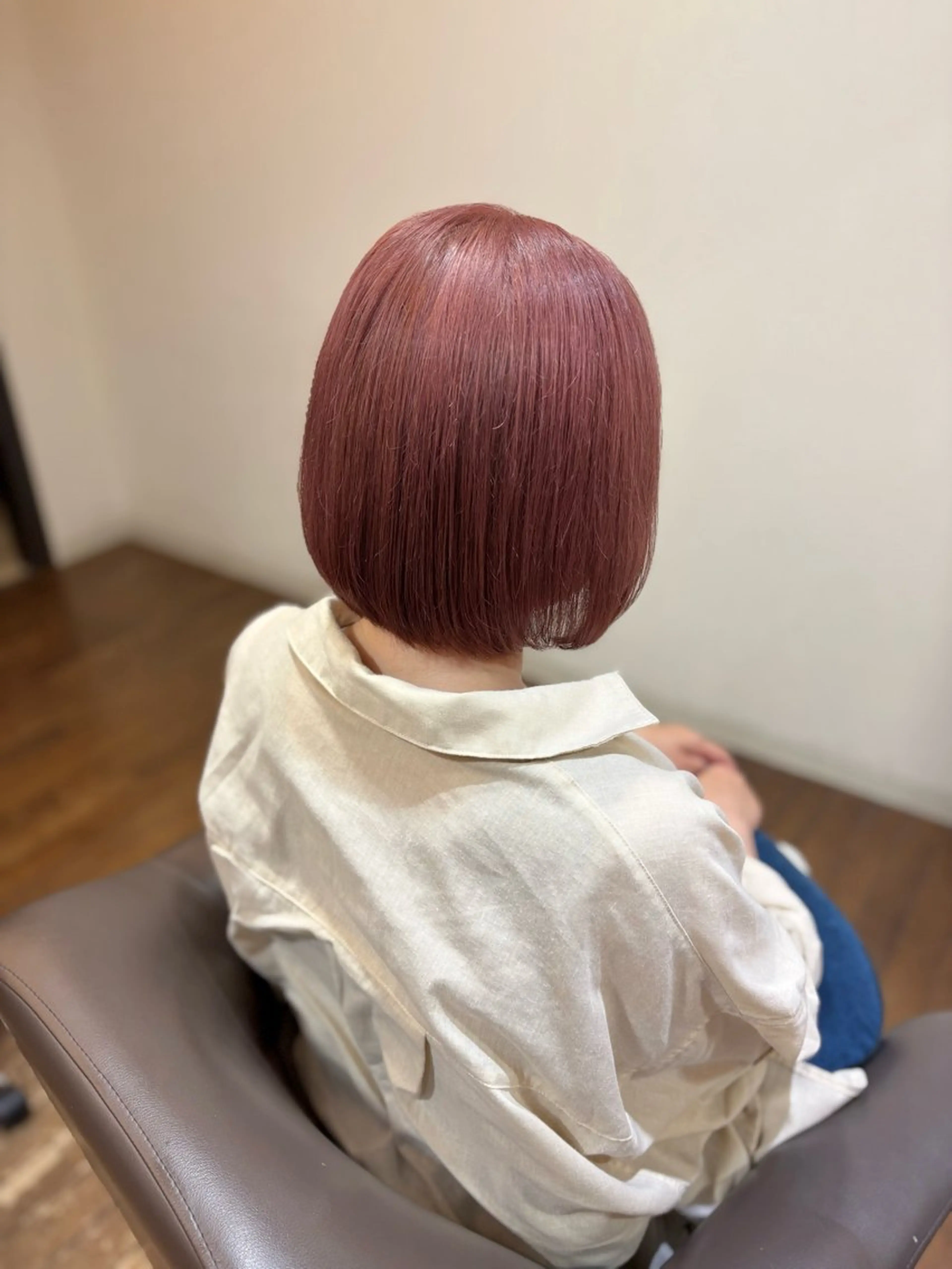 カラー ベージュカラー ピンクカラー ピンクベージュ 栗本 栞のヘアスタイル