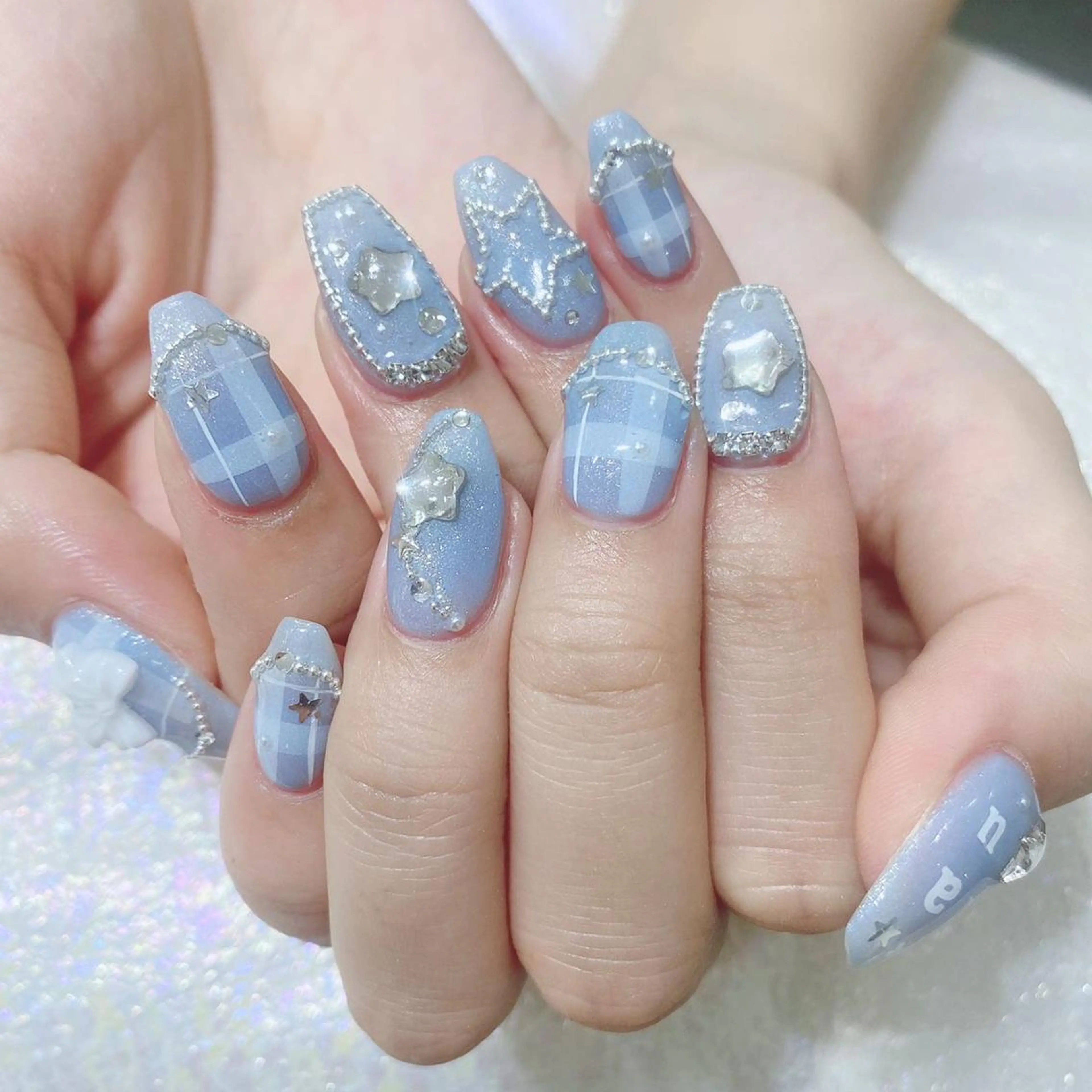 ネイル ハンドネイル Queens マオのネイルデザイン