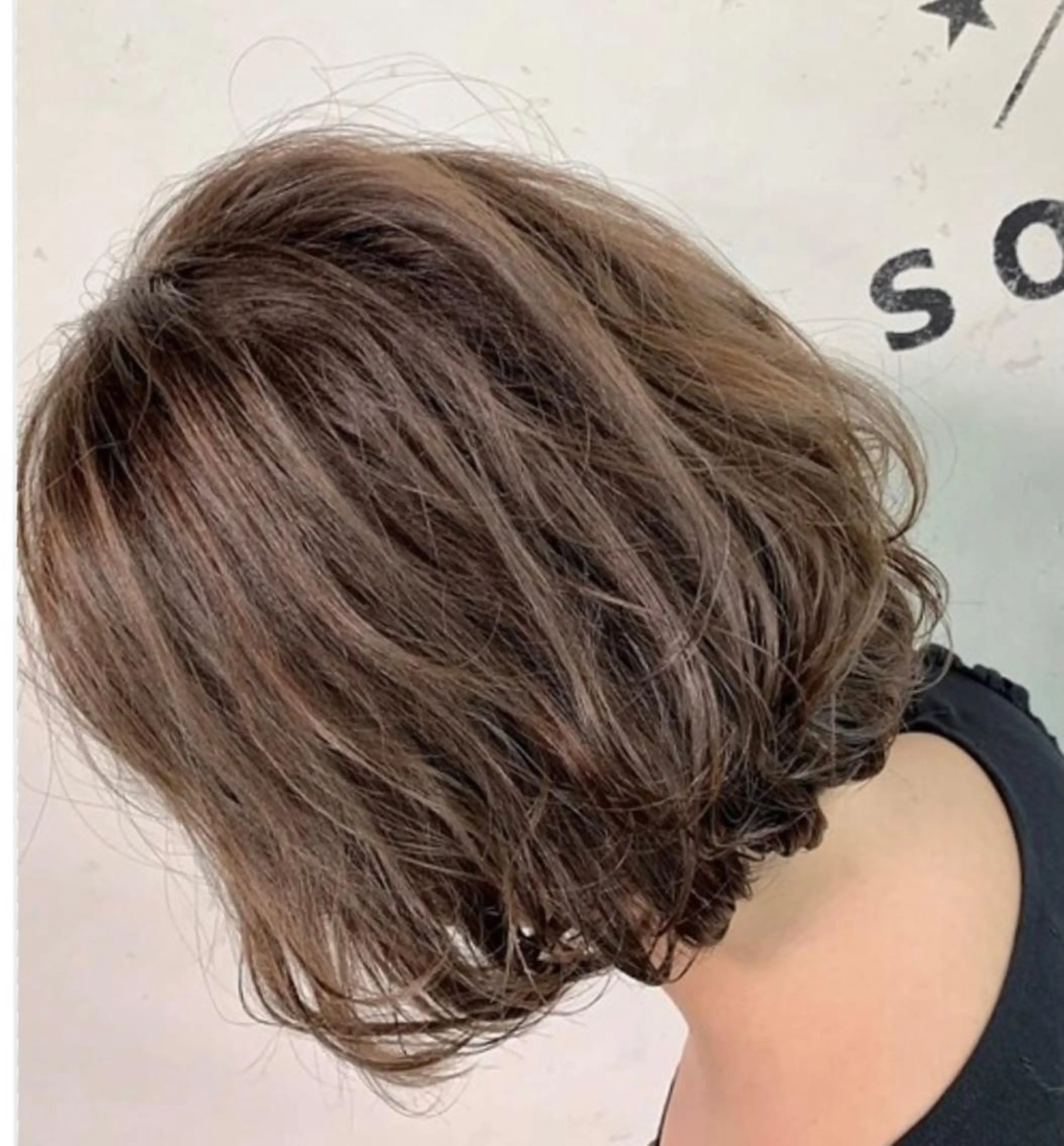 ショート ボブ 山﨑 大二郎のヘアスタイル