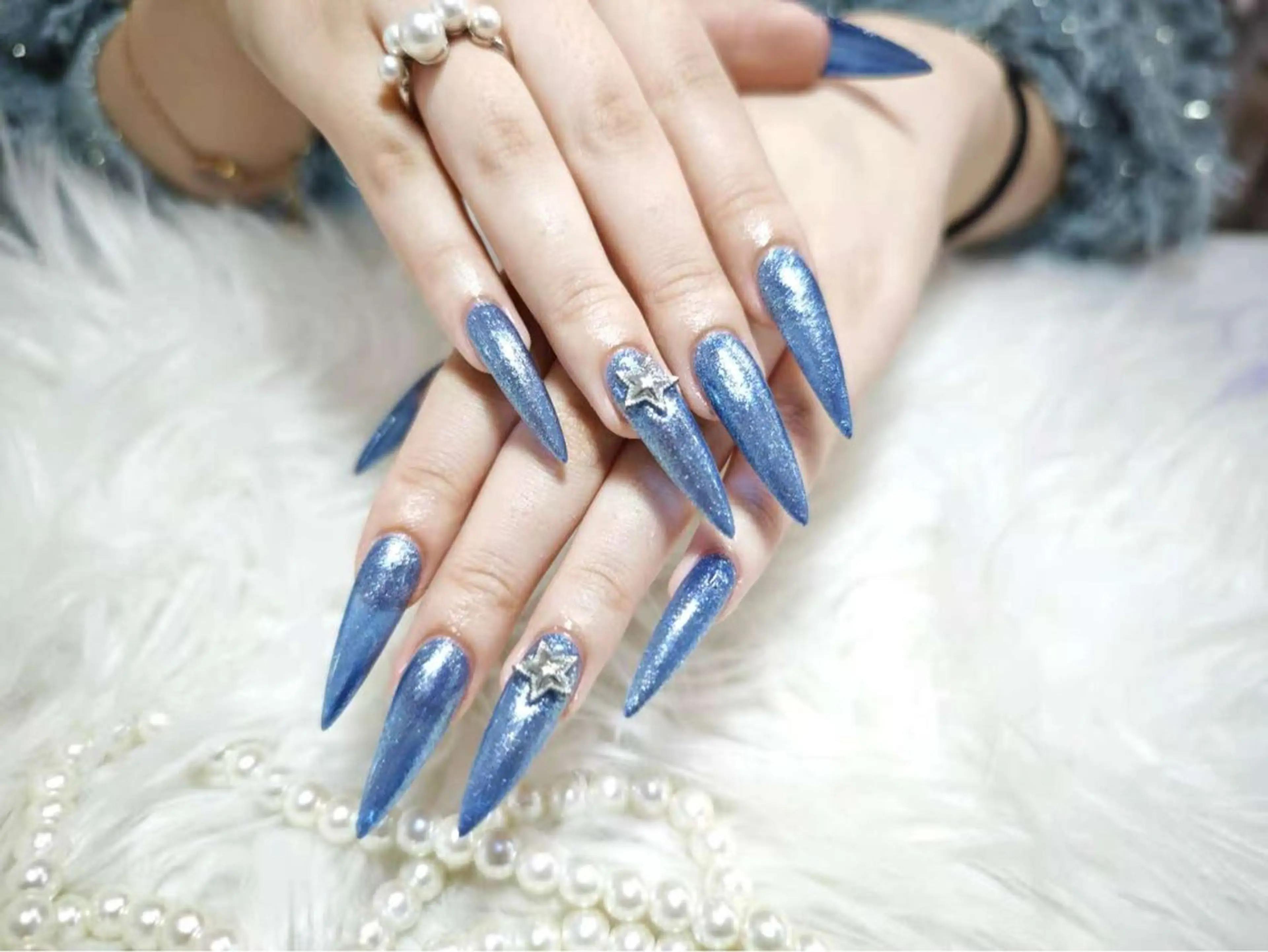 ネイル ハンドネイル &ME Momoのネイルデザイン