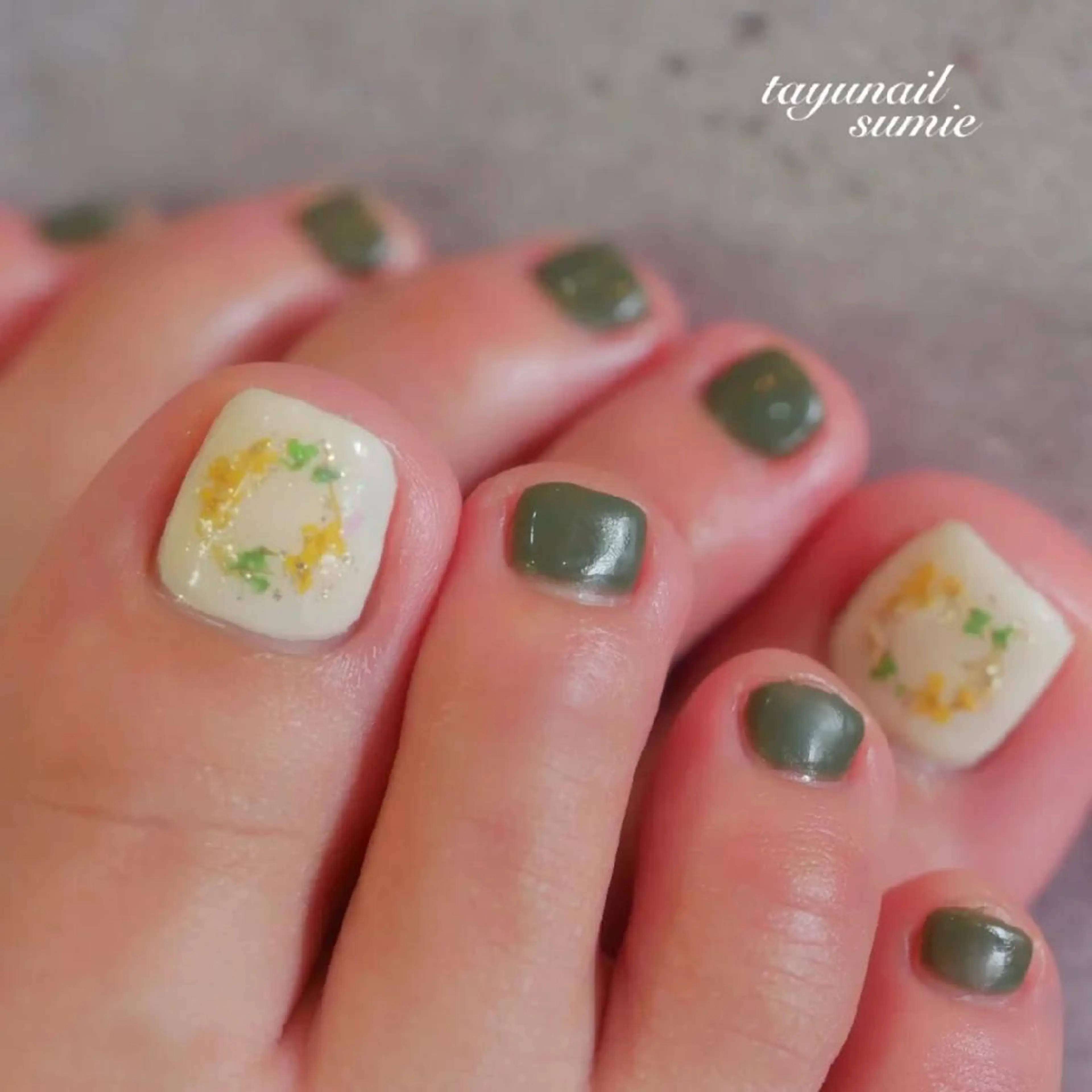 ネイル アートネイル ブルー フラワーネイル フットネイル ジェルネイル ネイルサロン 【たゆnail】のネイルデザイン