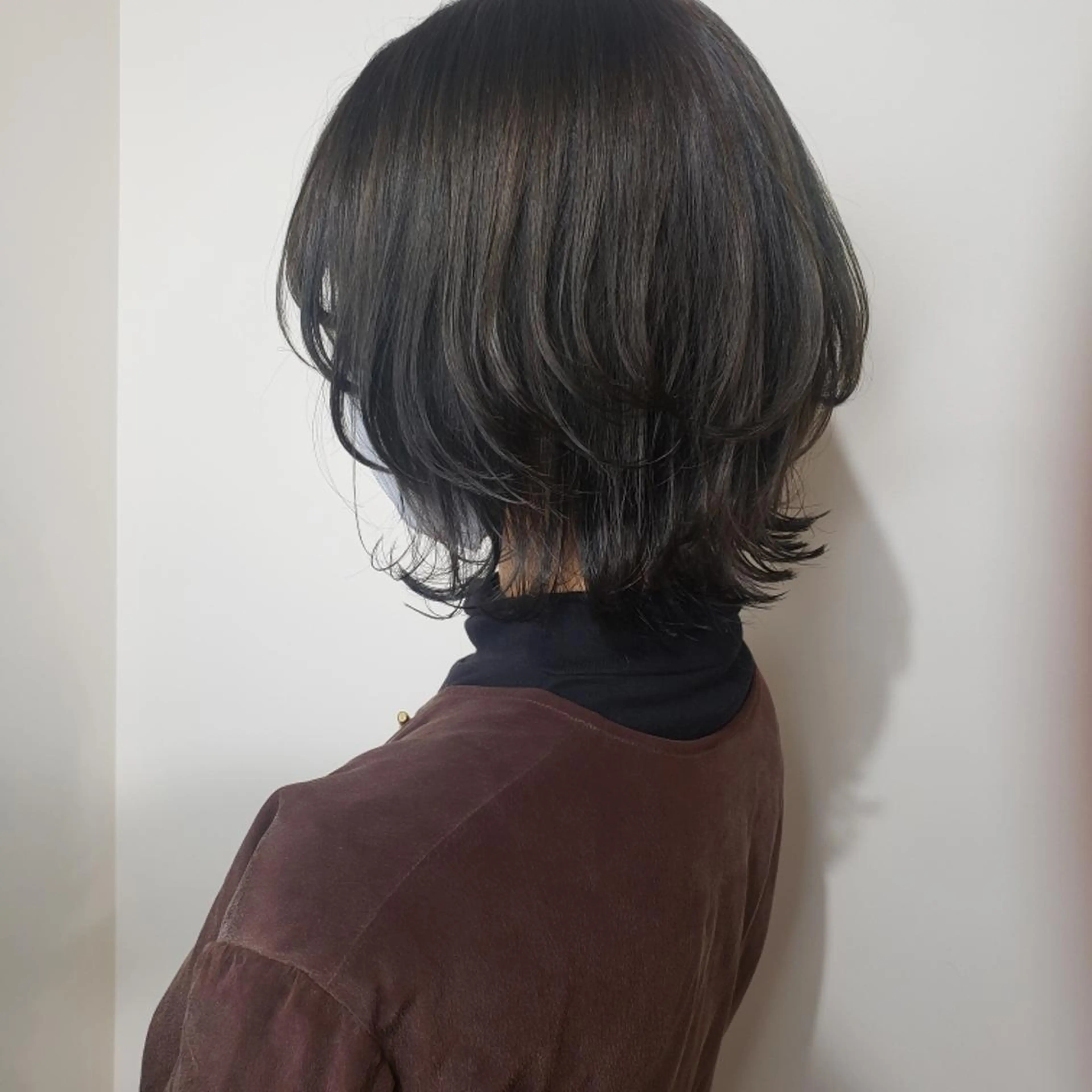 ミディアム アッシュ ウルフカット カット ヘアカラー トリートメント 🇰🇷透明感×ハイ トーン🌟tomoのヘアスタイル