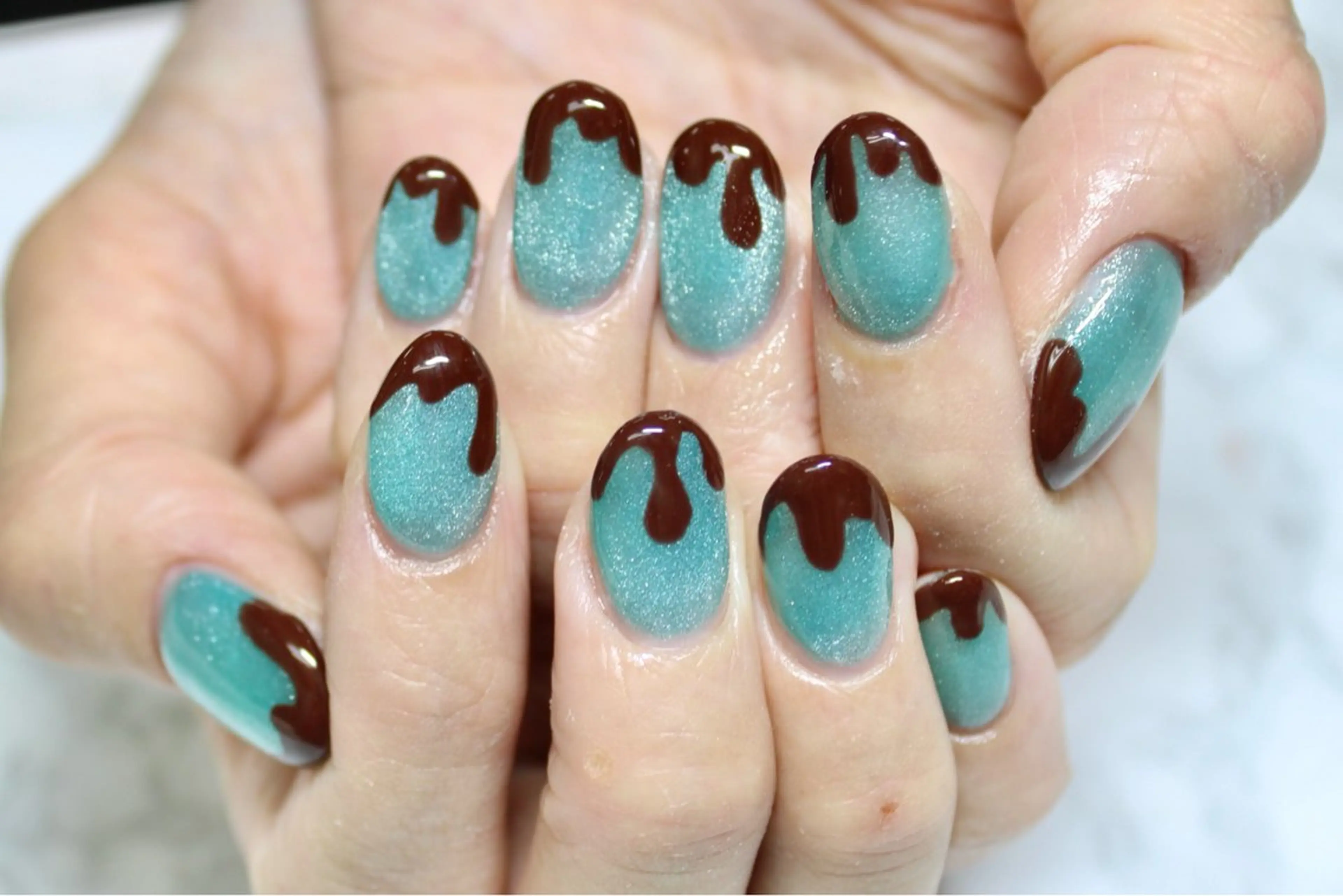 ネイル アートネイル 持ち込み レイジー スワンのネイルデザイン