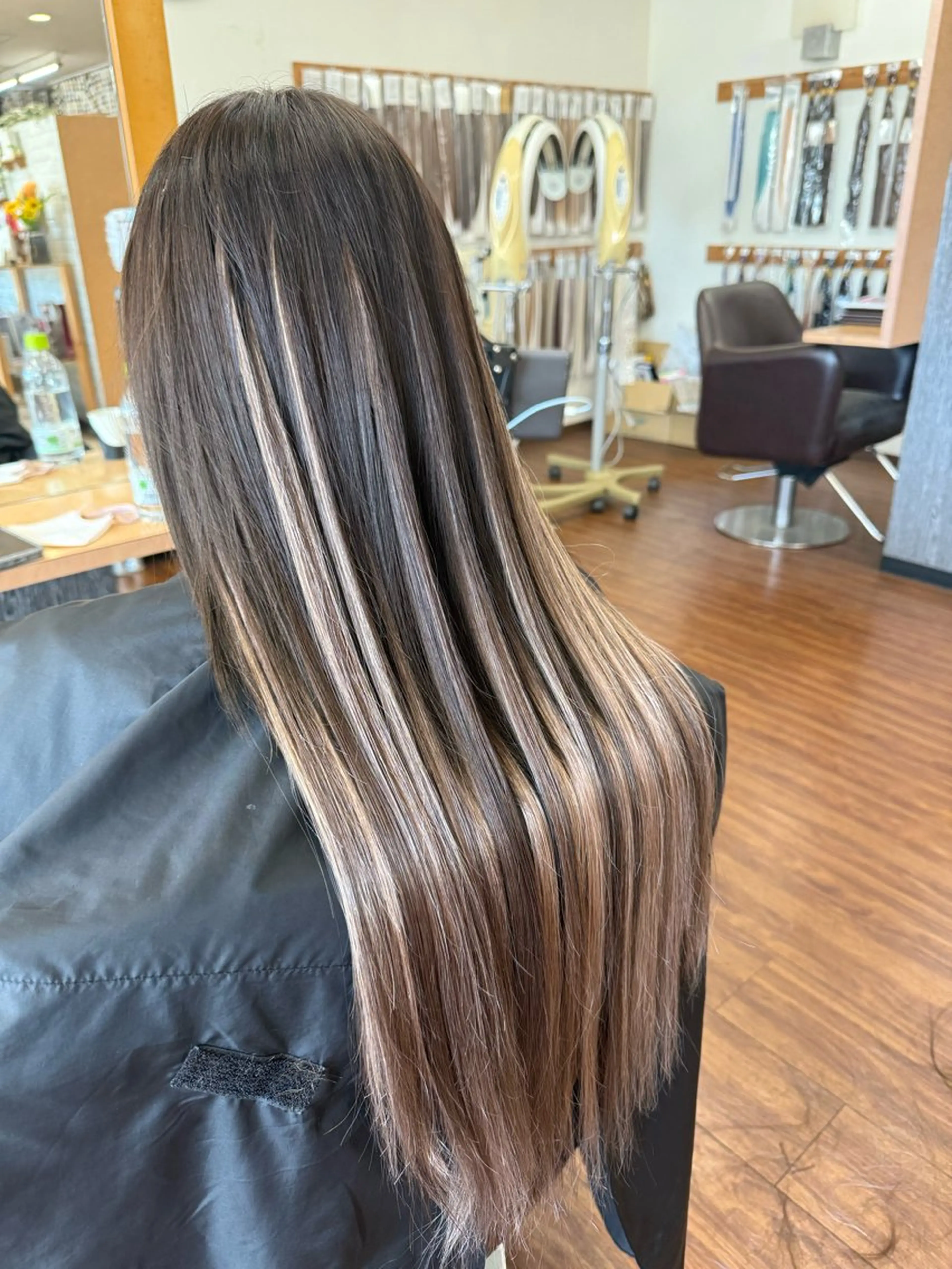 編み込みエクステ67cm付け放題の写真