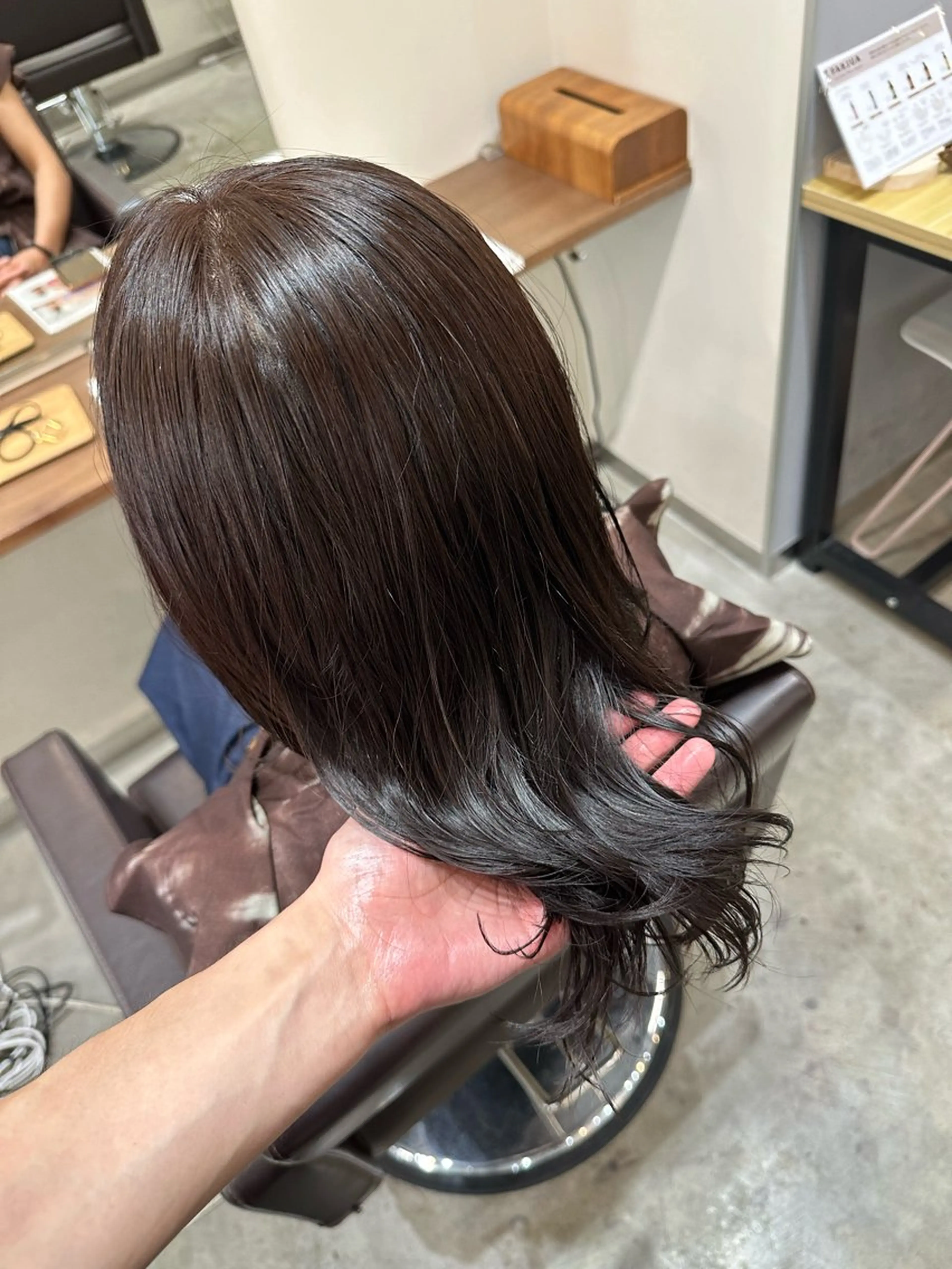 ミディアム カラー パーマ カット ヘアカラー パーマ トリートメント 平日オススメ✨ プチプラ✨山下のヘアスタイル