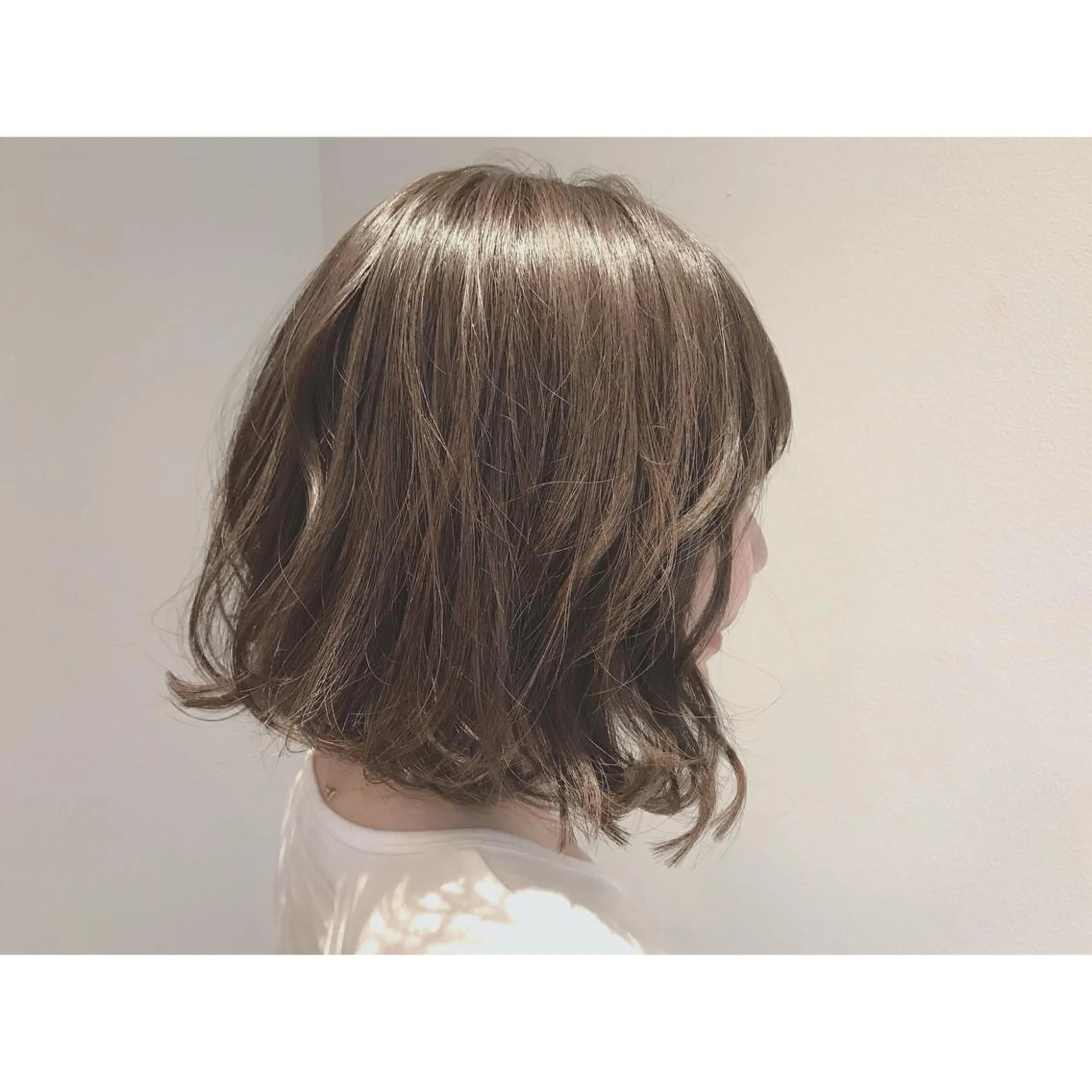 ミディアム なかにし まゆみのヘアスタイル