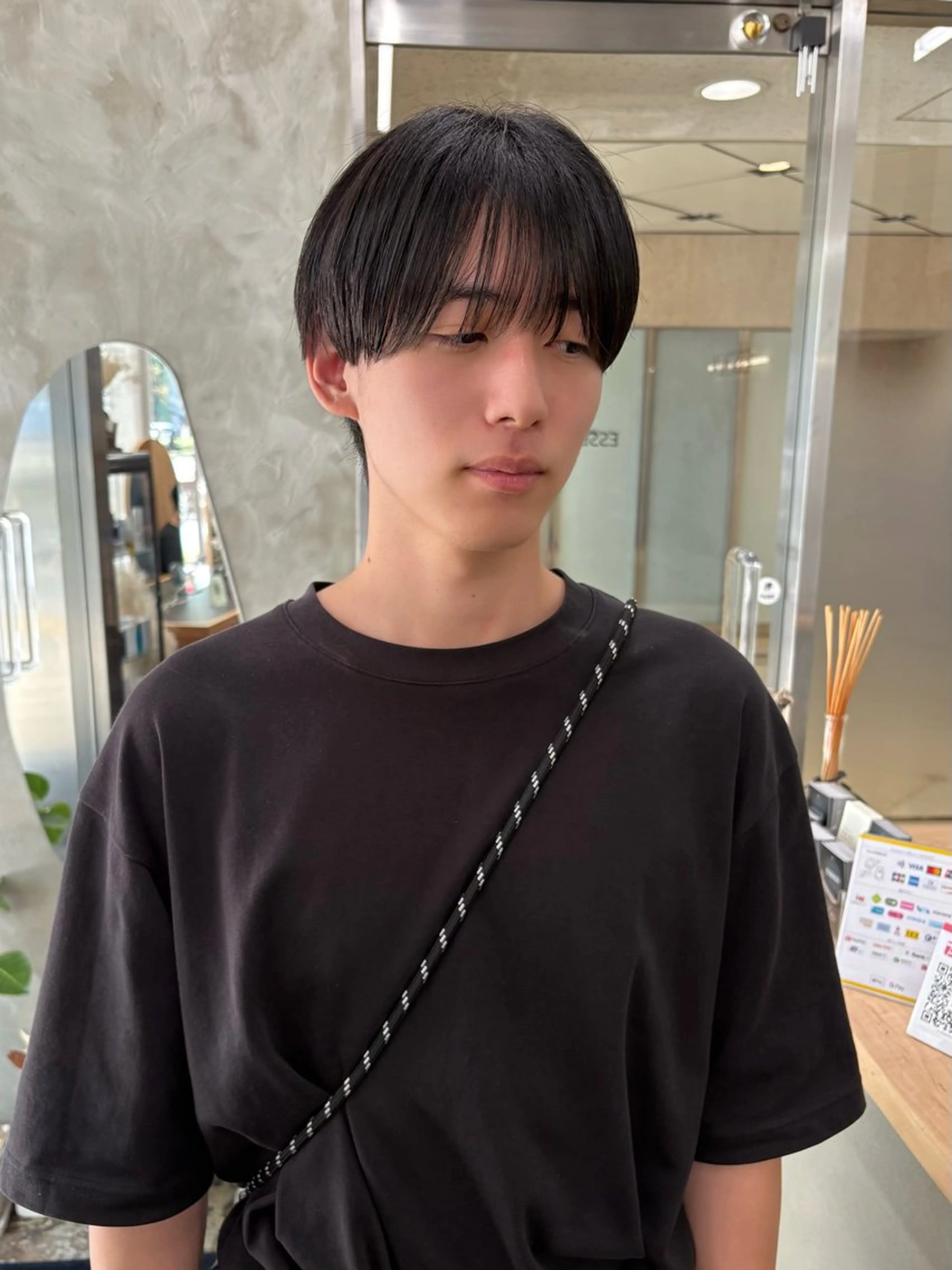 ミディアム メンズ マッシュ シースルーマッシュ カット ハイライト、レイヤー カット/西梅田/中西のヘアスタイル