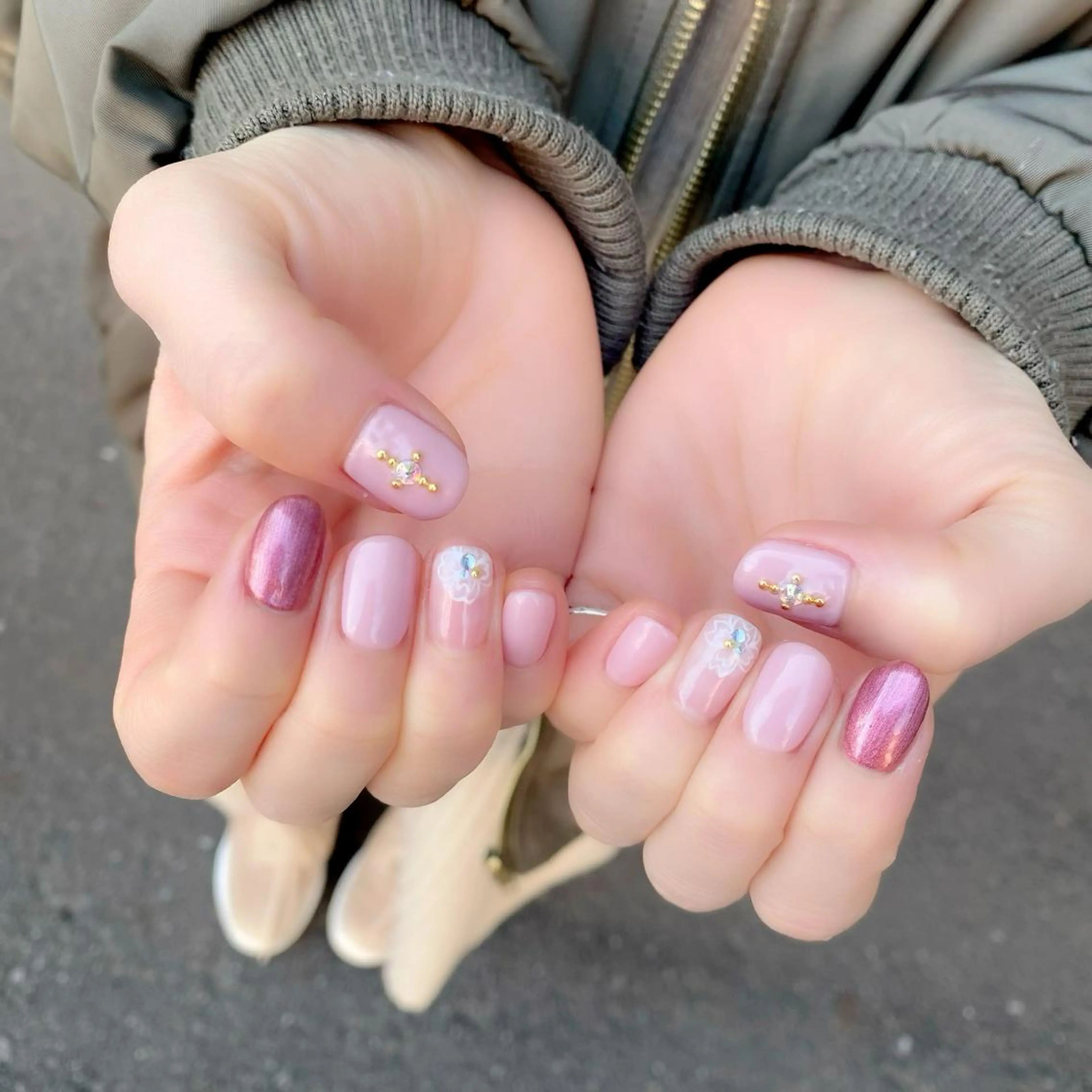 ネイル フラワーネイル オフィスネイル シンプルネイル 冬ネイル ハンドネイル Salon Ｋのネイルデザイン