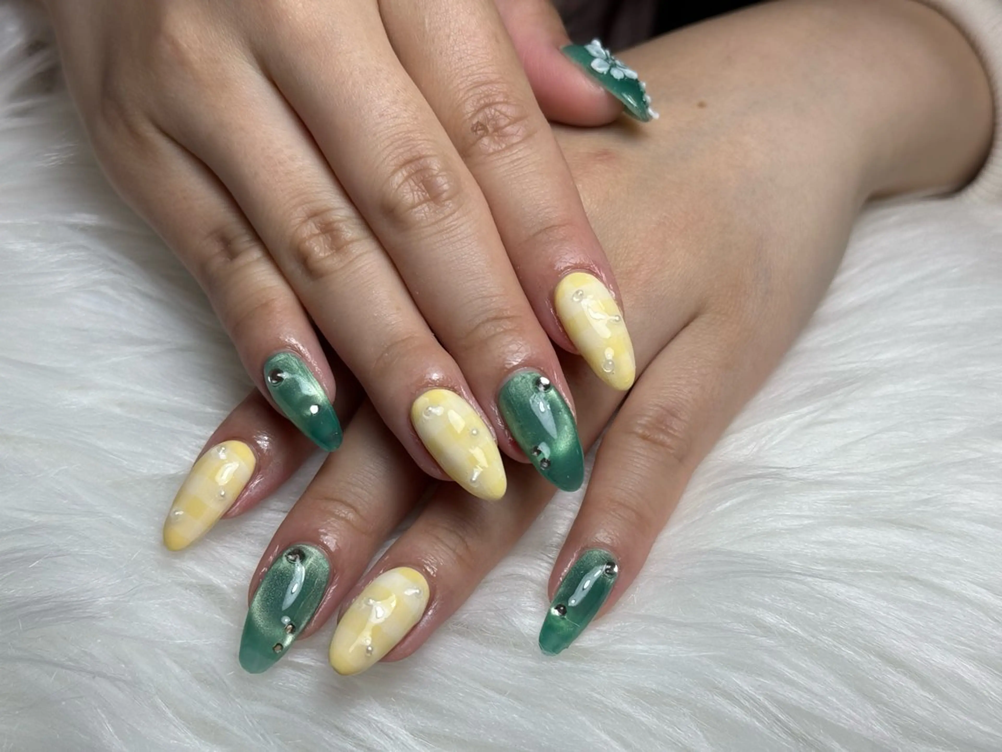 ネイル ハンドネイル 小島 千尋のネイルデザイン