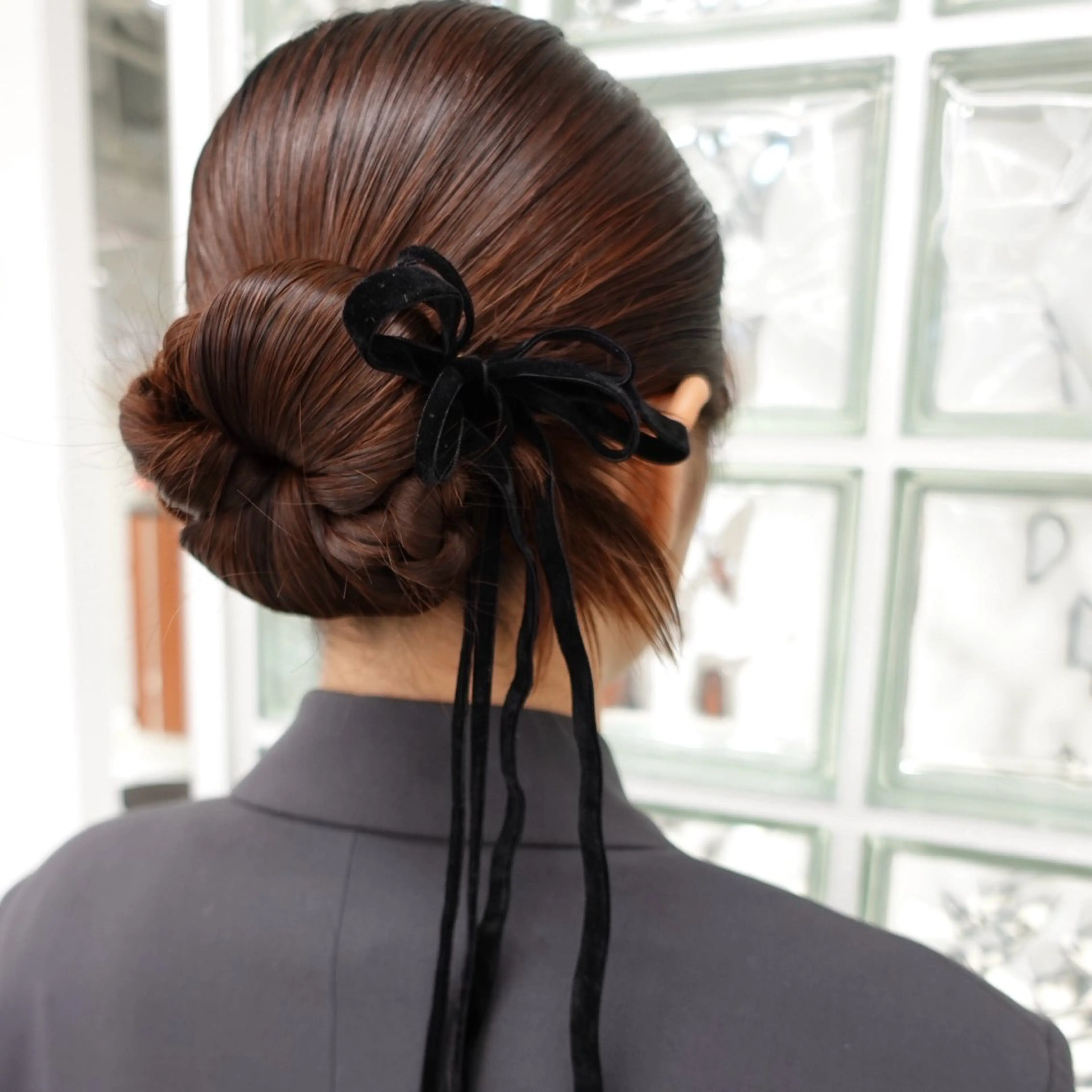 ミディアム ヘアアレンジ ヘアセット 🌐サトウ リョウ🌐のヘアスタイル