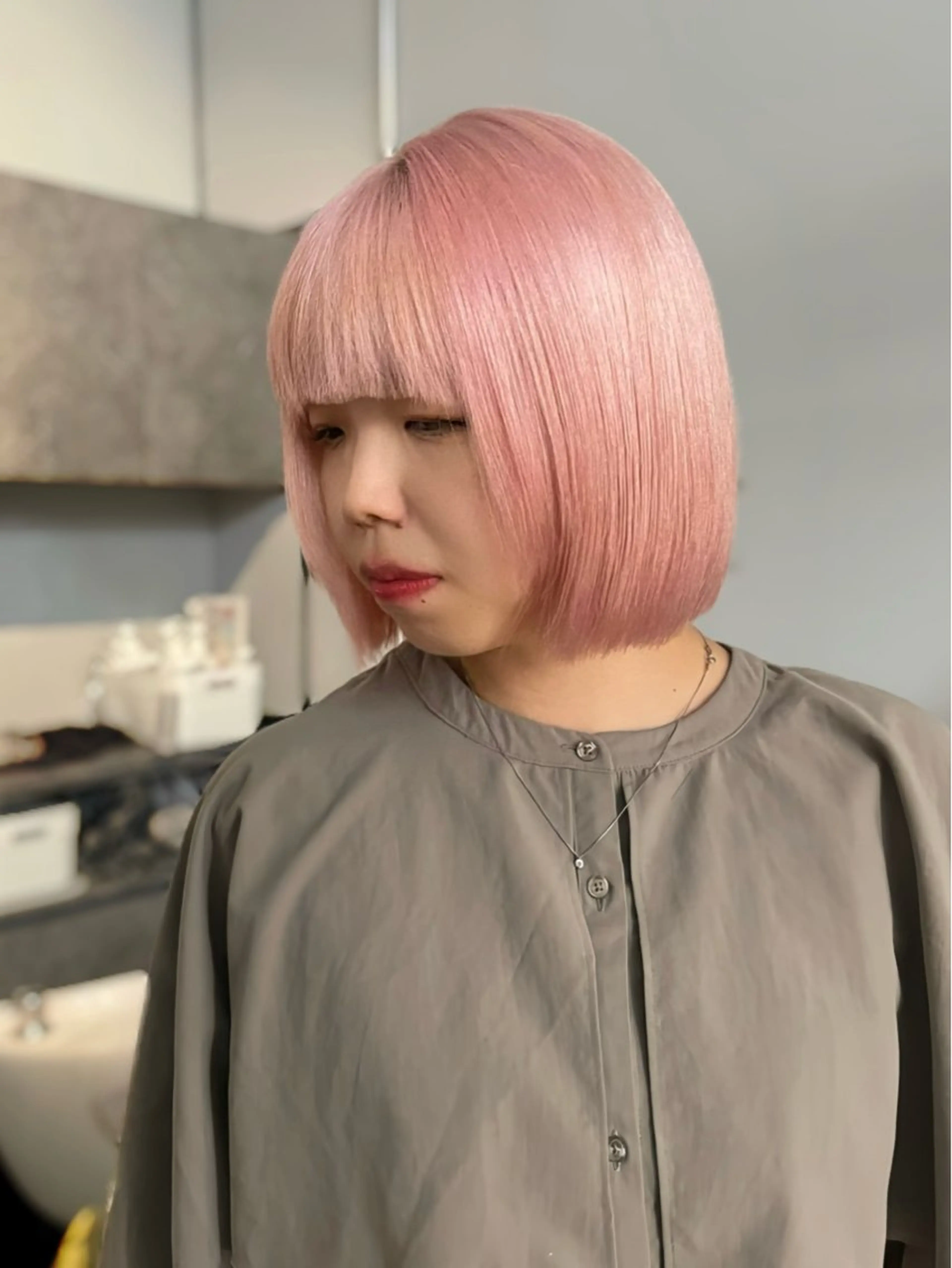 ミディアム 顔周りカット 髪質改善 韓国風ヘア レイヤーカット 小顔カット ムラ修正ブリーチ 山田眞之介のヘアスタイル