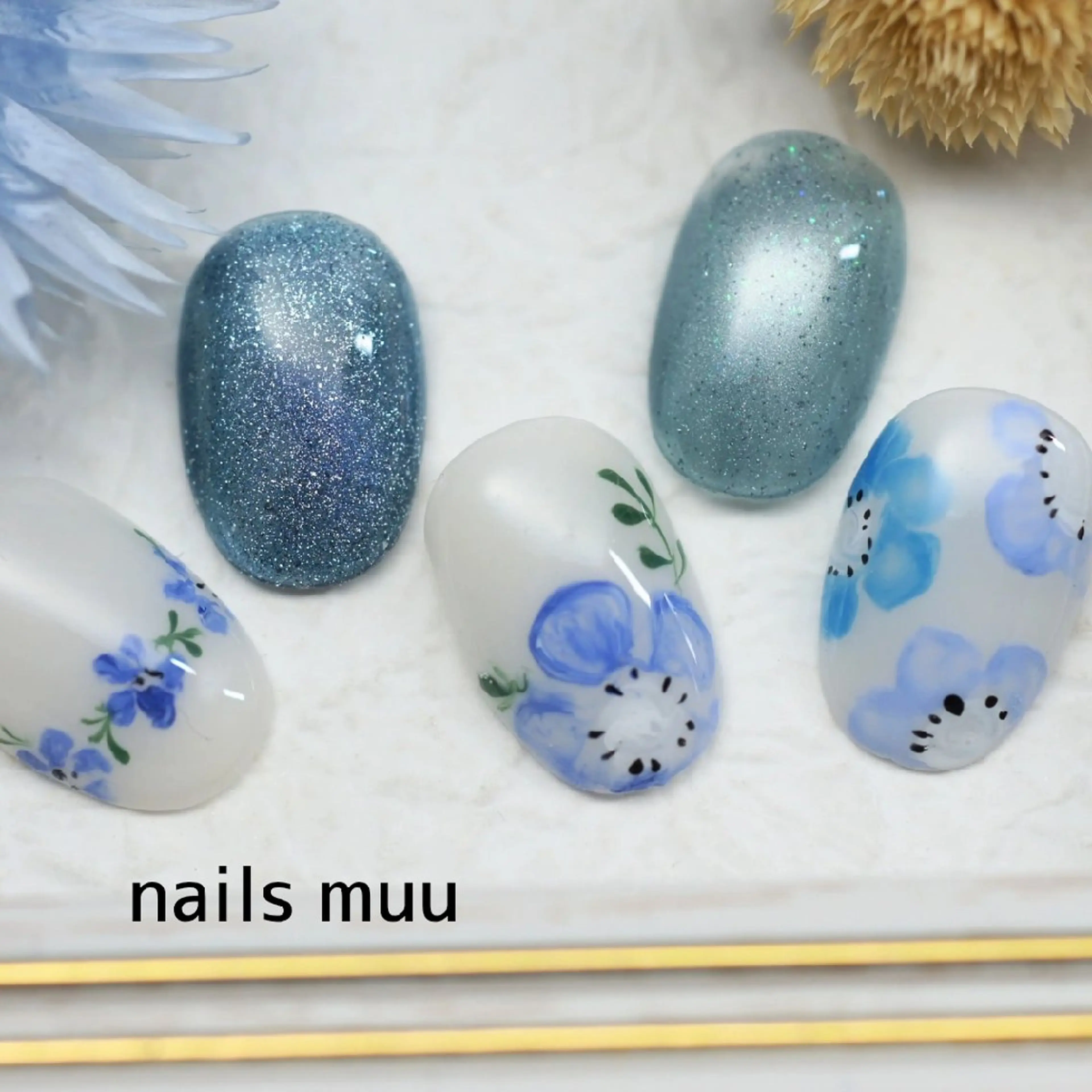 ネイル ブルー フラワーネイル 氷ネイル・うるうるネイル マグネットネイル 春ネイル ハンドネイル nails muu まゆのネイルデザイン