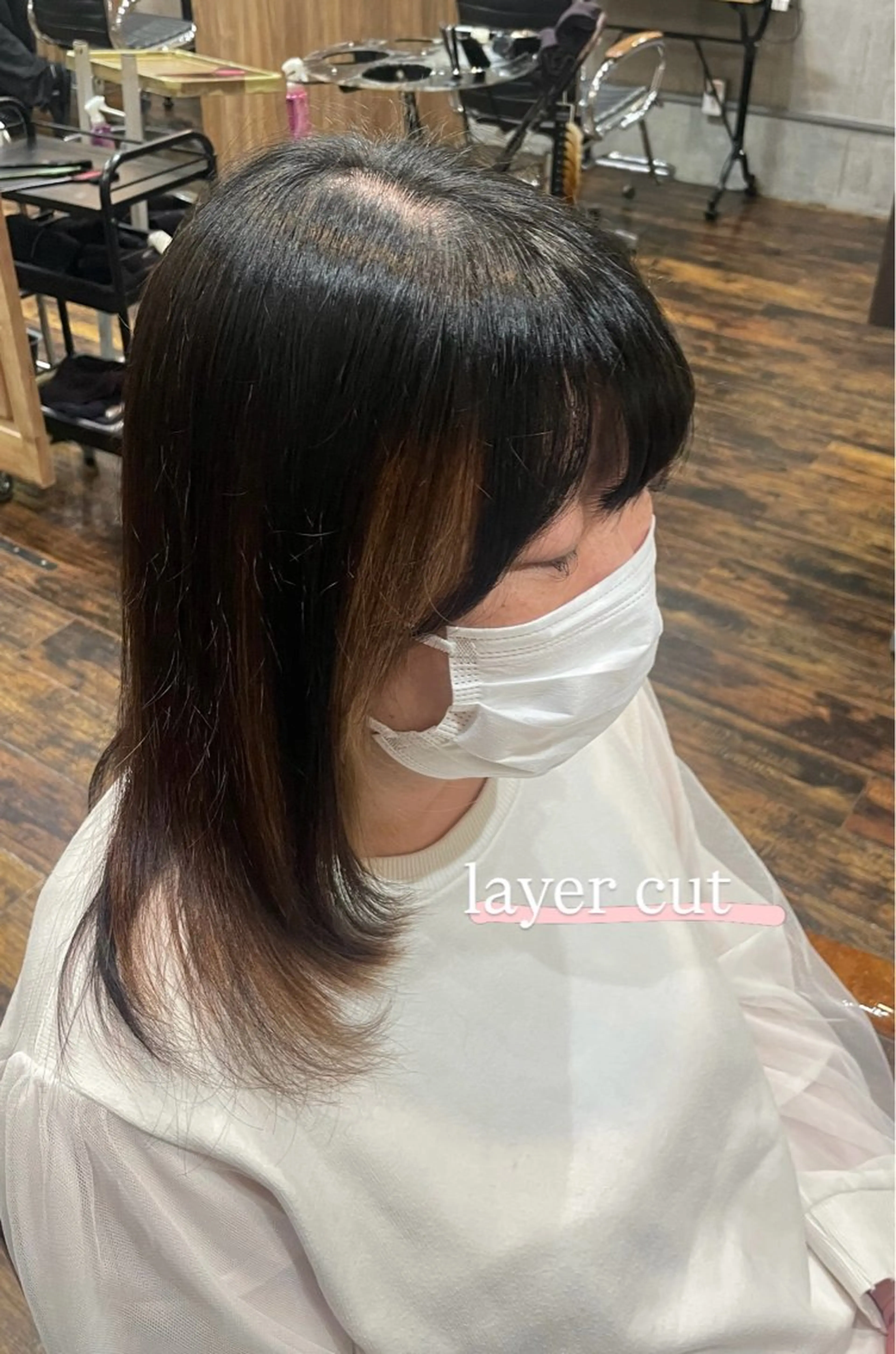 ミディアム 顔周りカット レイヤーカット トリートメント 松井 千桜のヘアスタイル