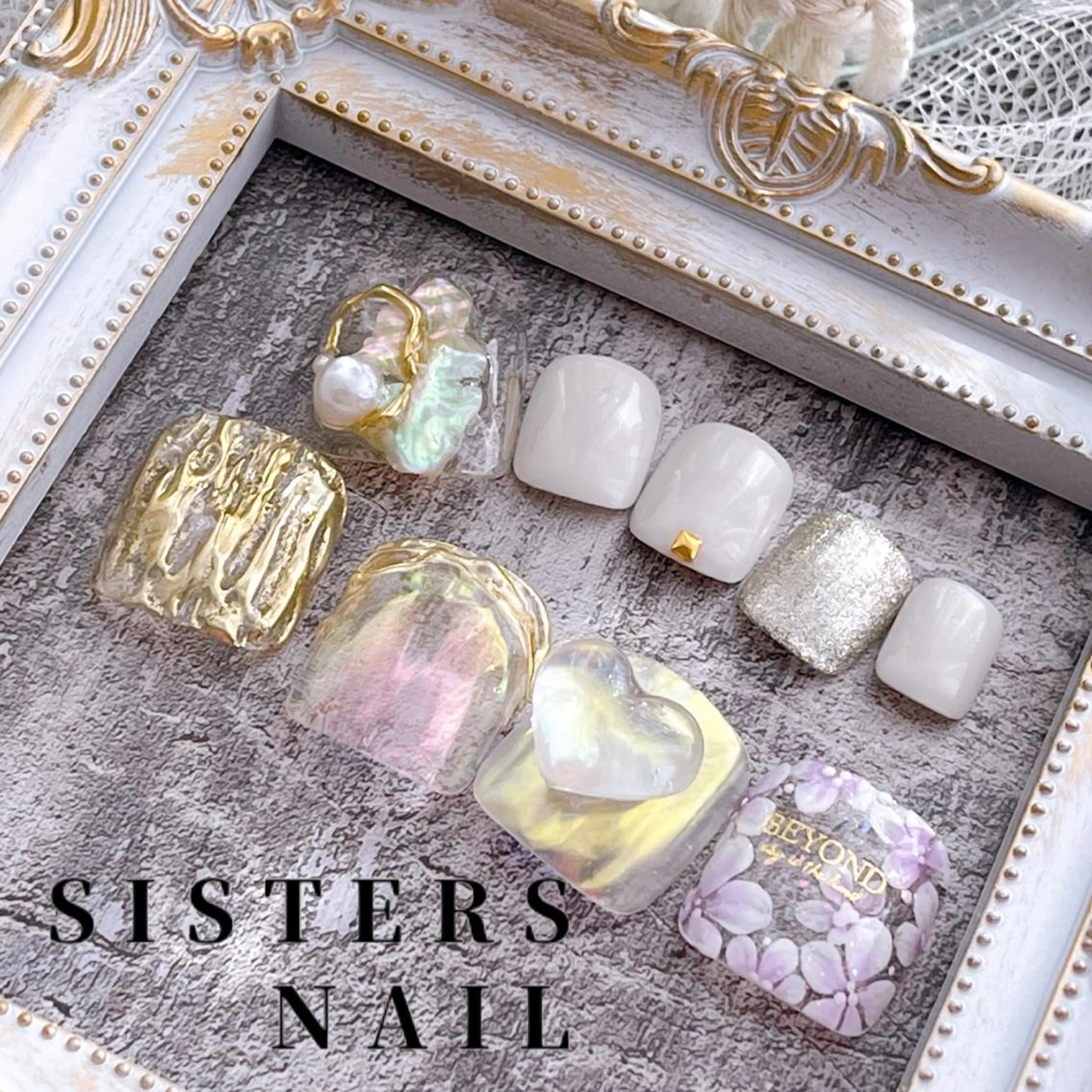 ネイル アートネイル オーロラネイル フラワーネイル フットネイル ゴールド sisters nail.fのネイルデザイン