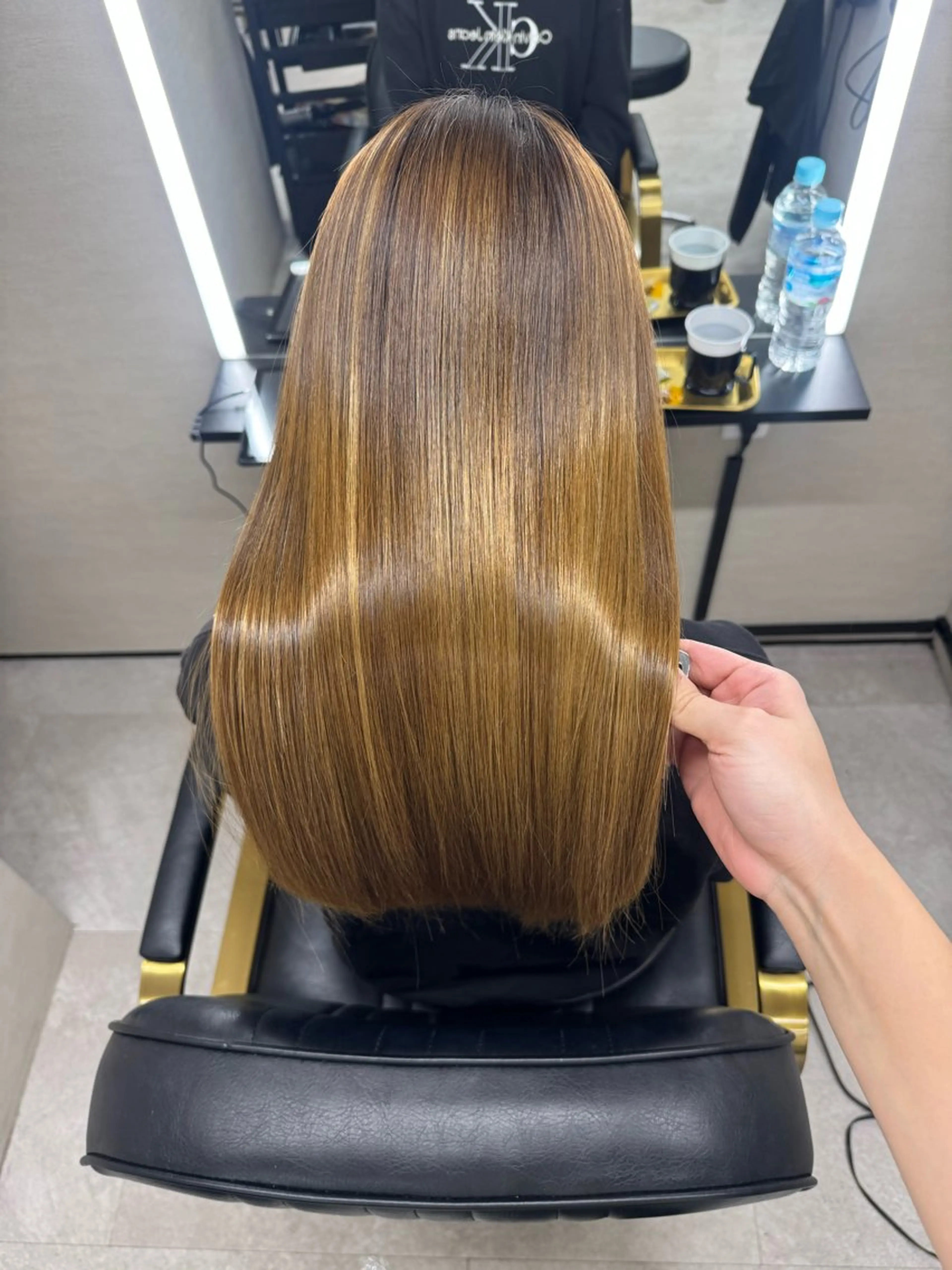 ロング 縮毛矯正 髪質改善サロン 南船場　みおのヘアスタイル